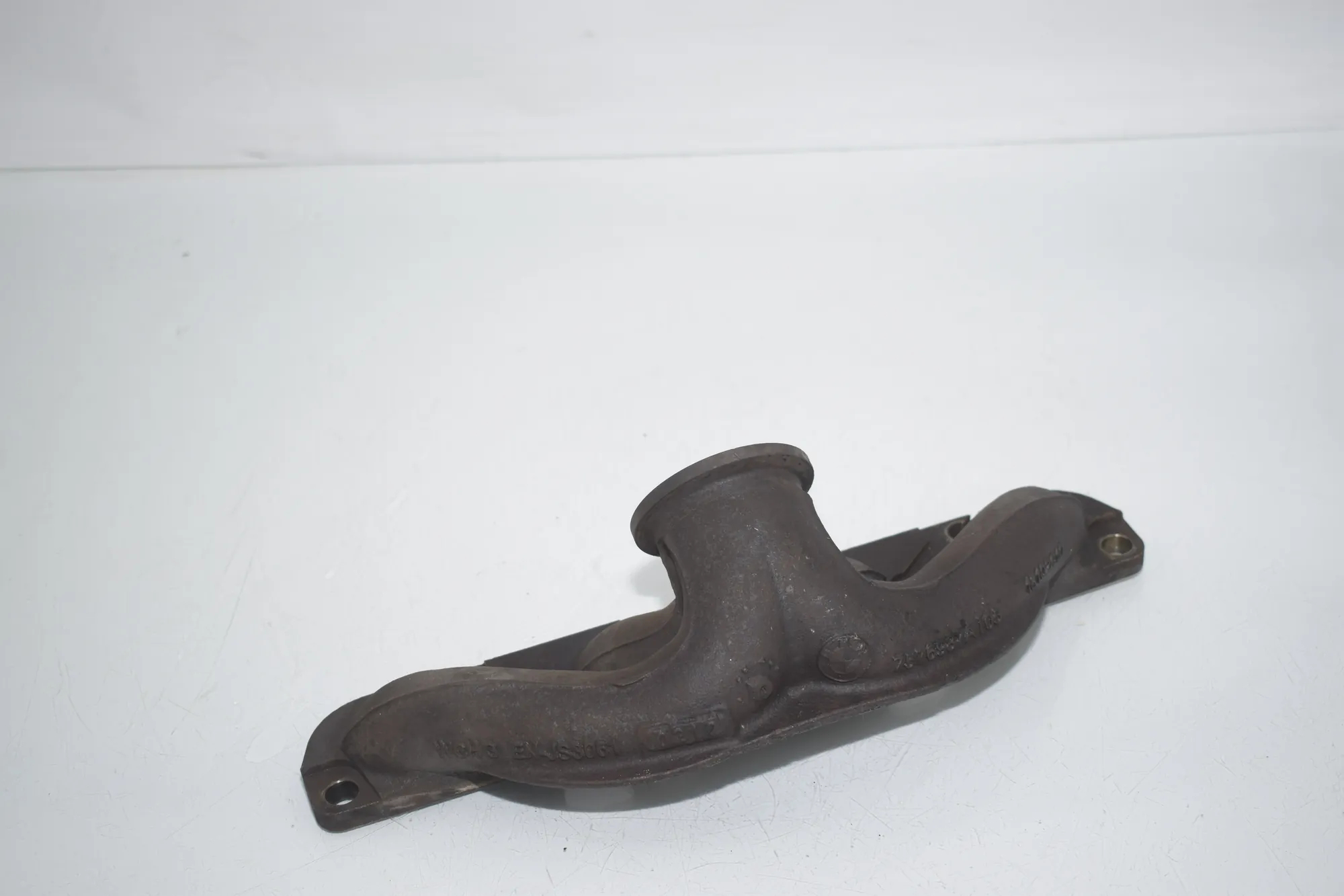 Exhaust Manifold – OEM 7576987 · BMW 7 (F01, F02) BMW 7 (F01, F02) 750 i 2010 – 3