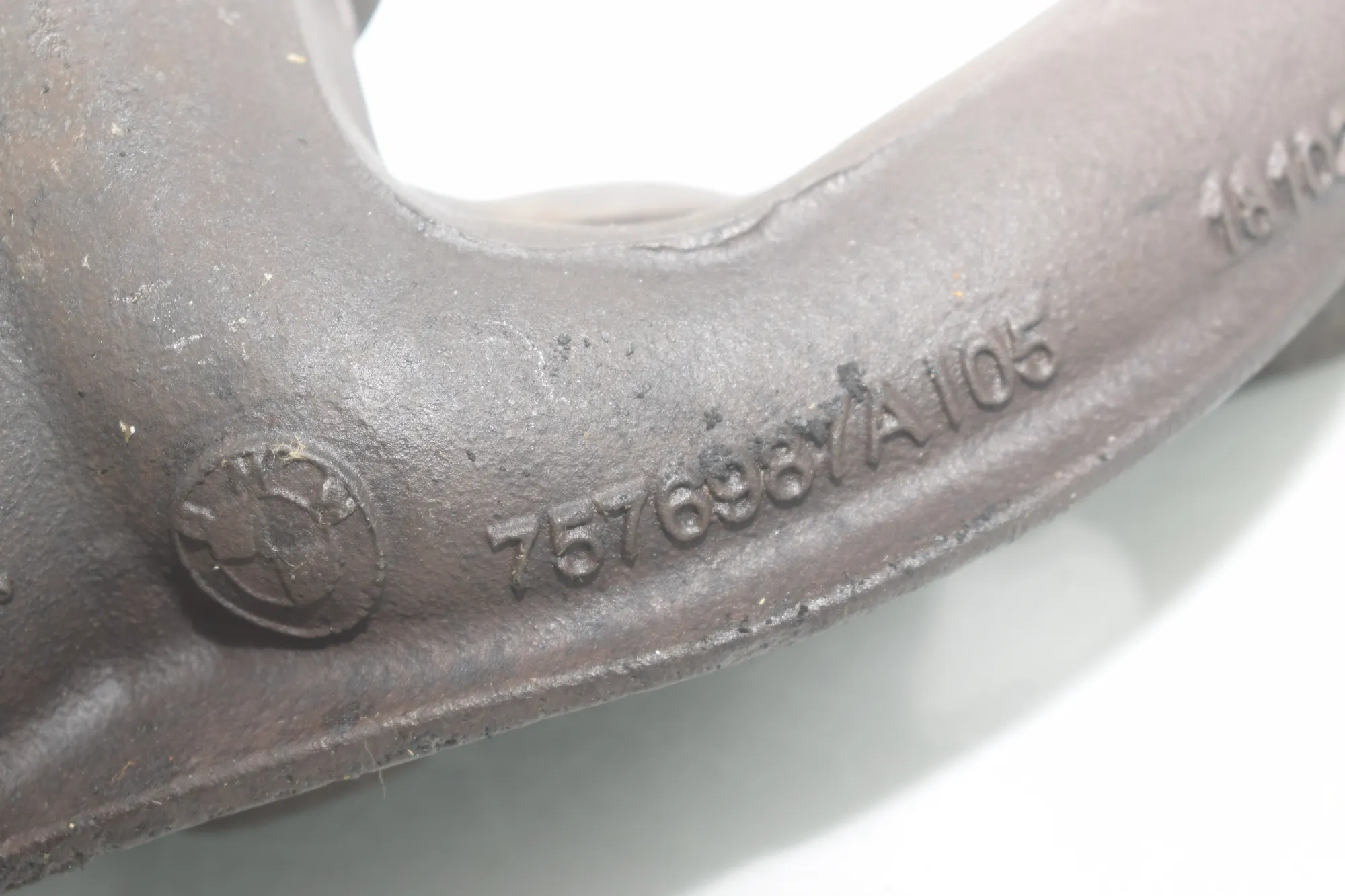 Exhaust Manifold – OEM 7576987 · BMW 7 (F01, F02) BMW 7 (F01, F02) 750 i 2010 – 4
