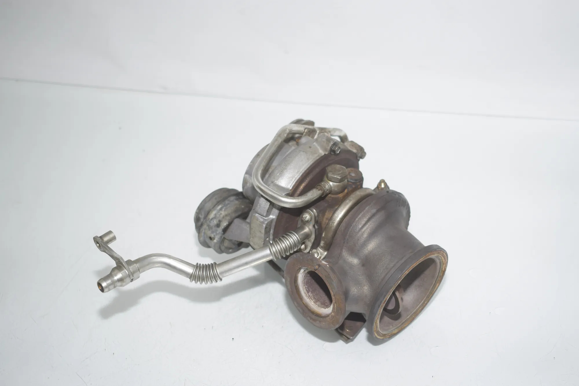 Turbocharger – OEM 7646092 · BMW 7 (F01, F02) BMW 7 (F01, F02) 750 i 2010