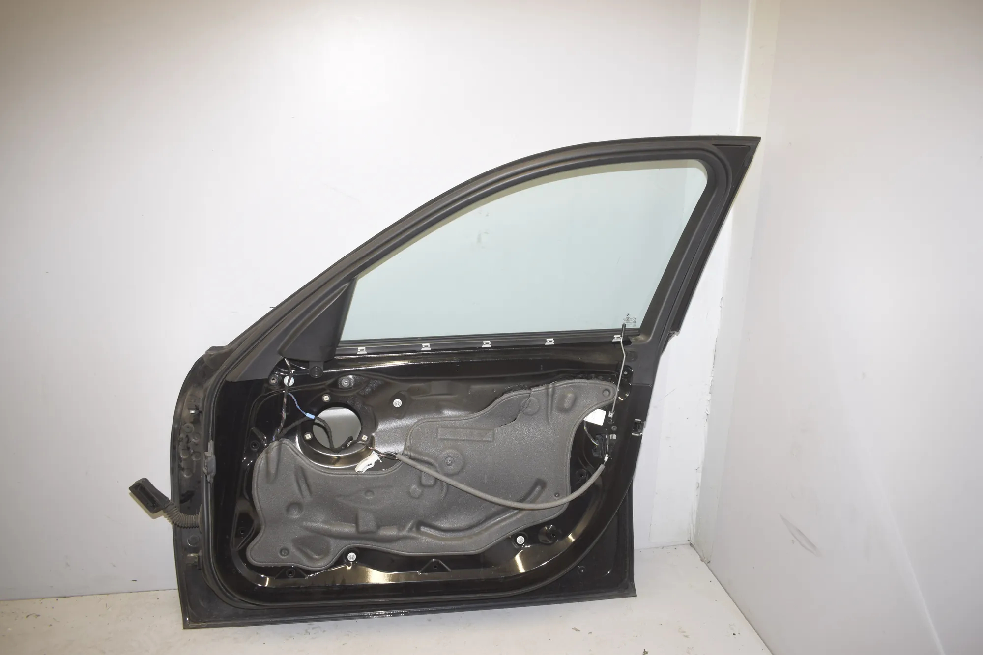 Front Right Door · BMW 3 (F30, F80) BMW 3 (F30, F80) 320 i 2012 – 5