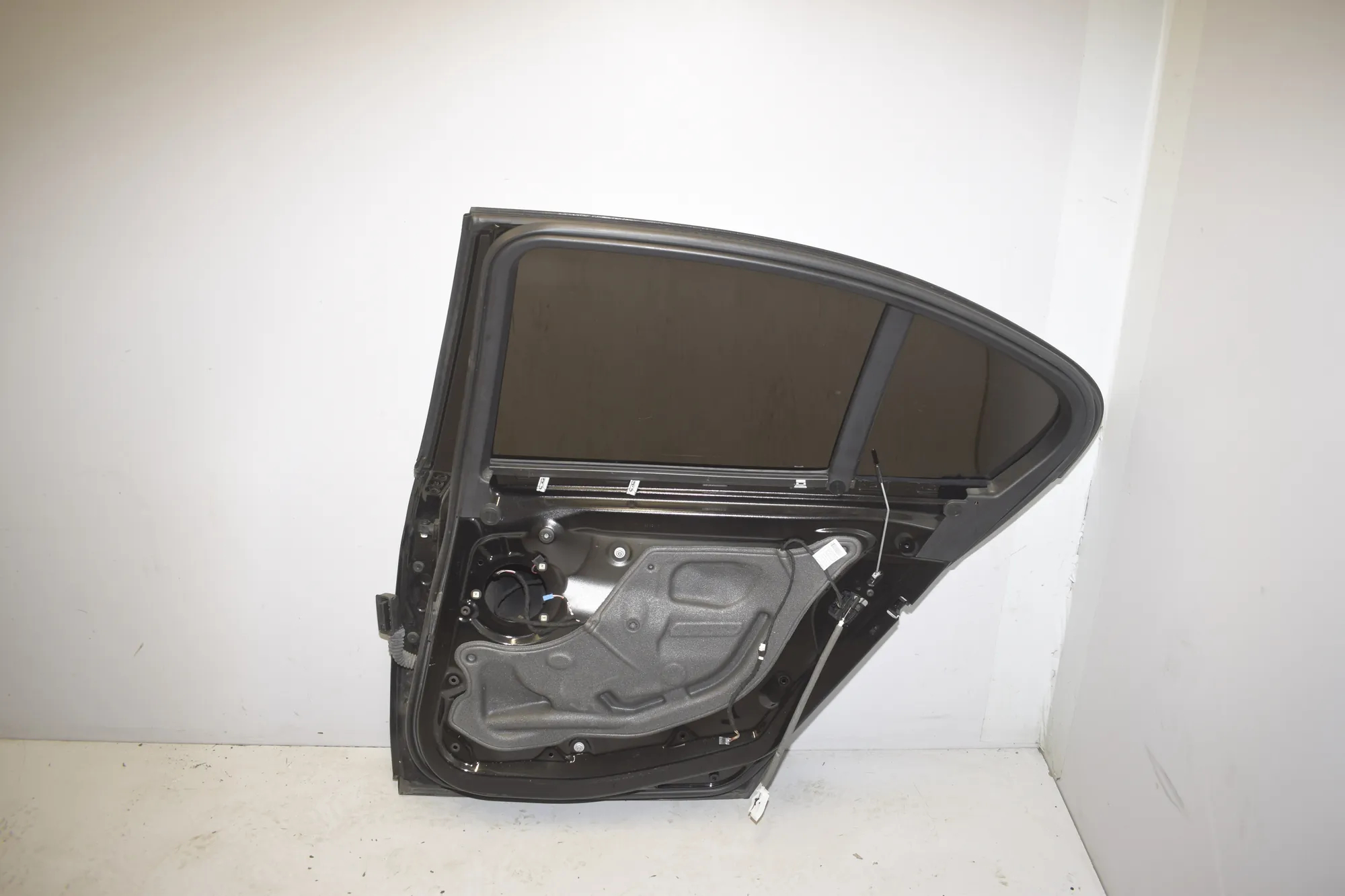 Rear Right Door · BMW 3 (F30, F80) BMW 3 (F30, F80) 320 i 2012 – 4