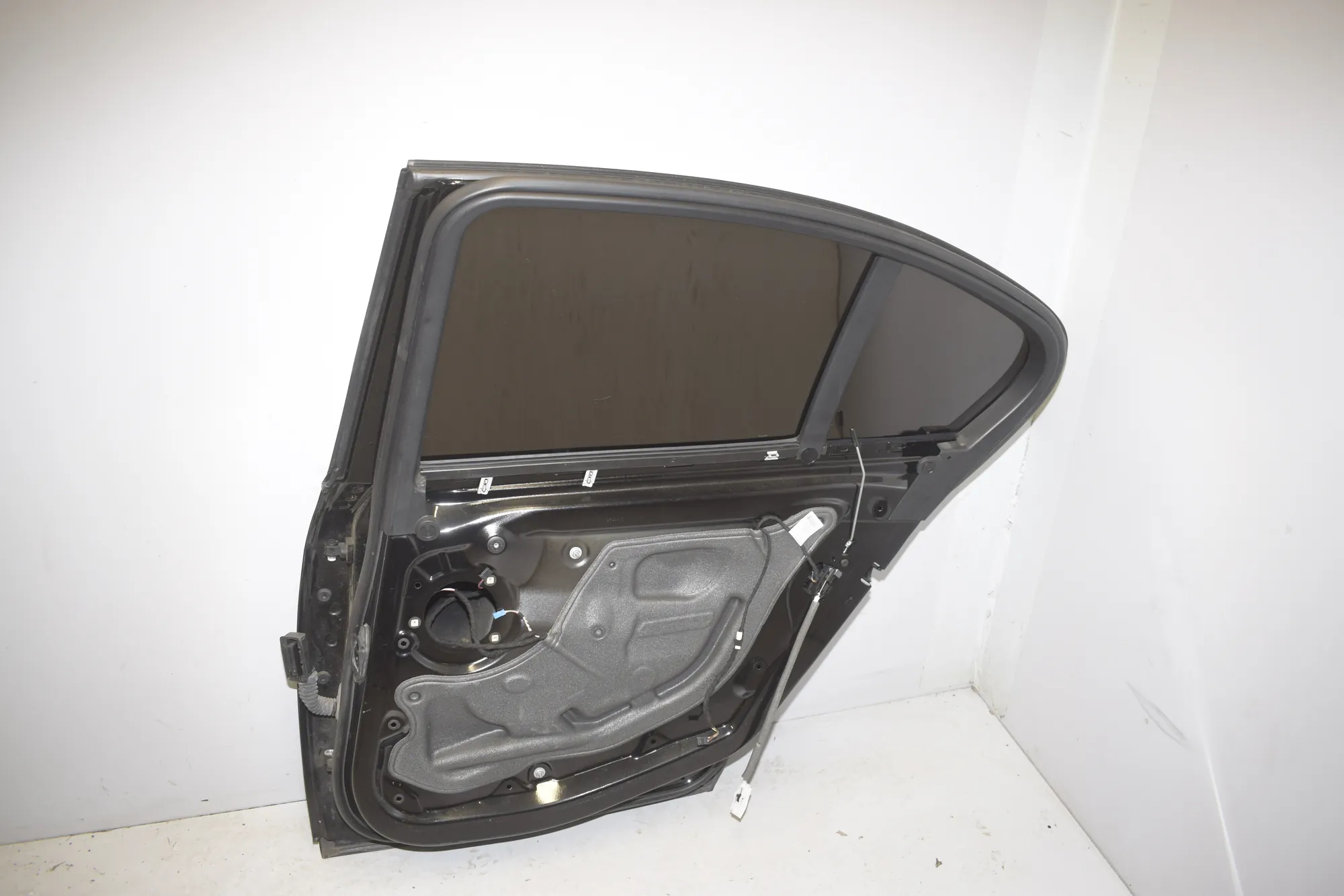 Rear Right Door · BMW 3 (F30, F80) BMW 3 (F30, F80) 320 i 2012 – 5