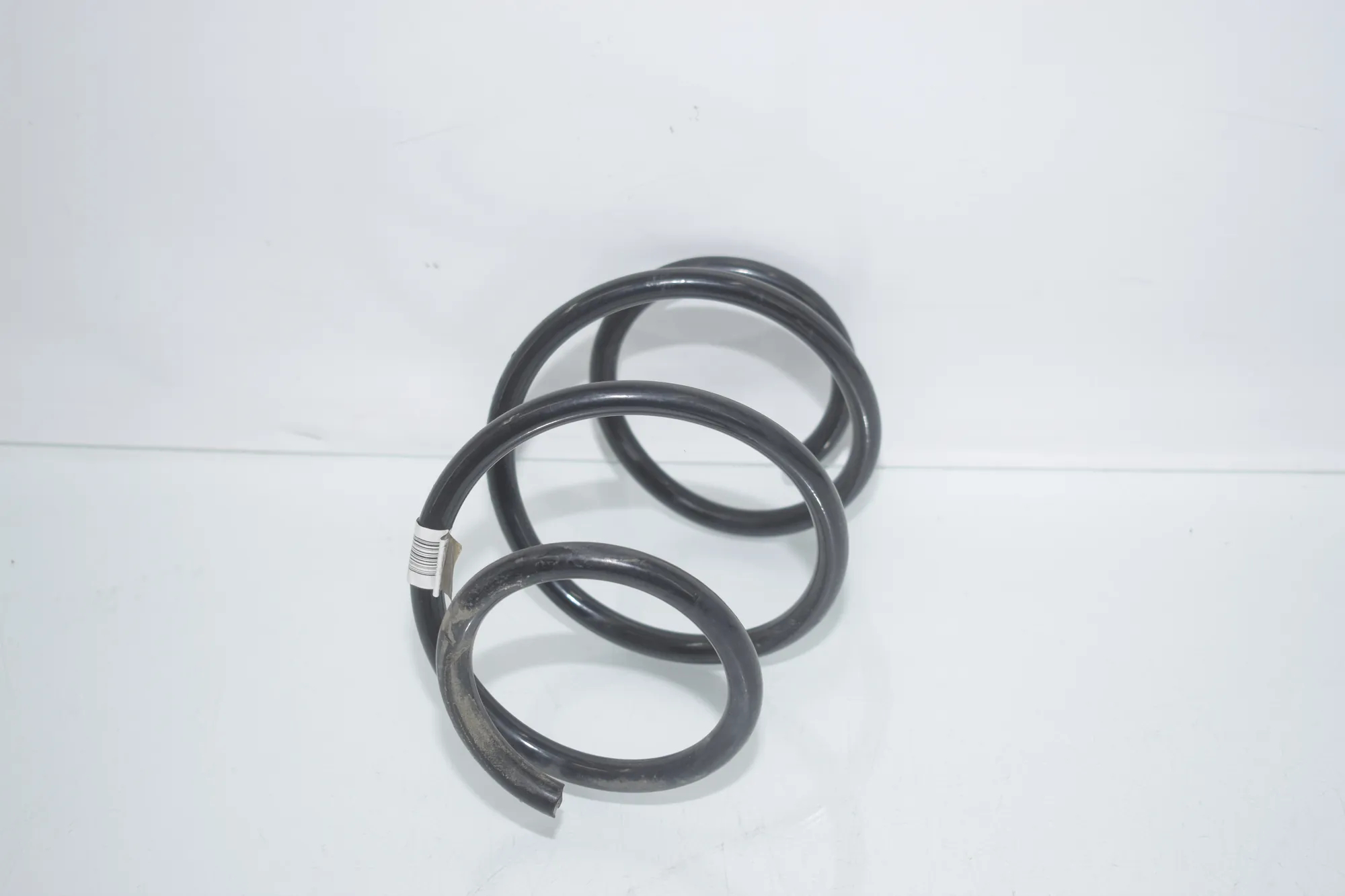 Front Left Coil Spring – OEM 6890978 · BMW 3 Touring (G21) BMW 3 Touring (G21) 320 i 2023 – 3