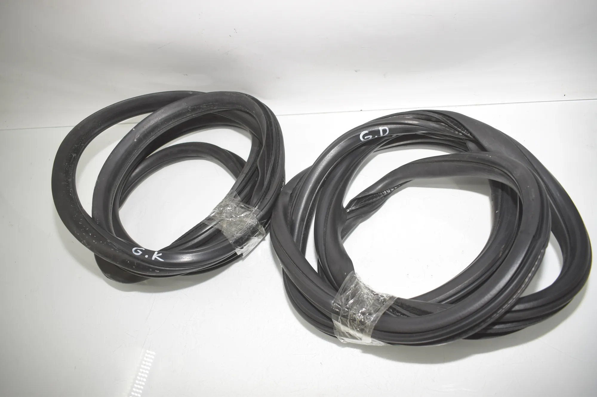 Rear Right Door Seal Rubber – OEM 7300249 · BMW X3 (F25) BMW X3 (F25) xDrive 30 d 2012 – 2