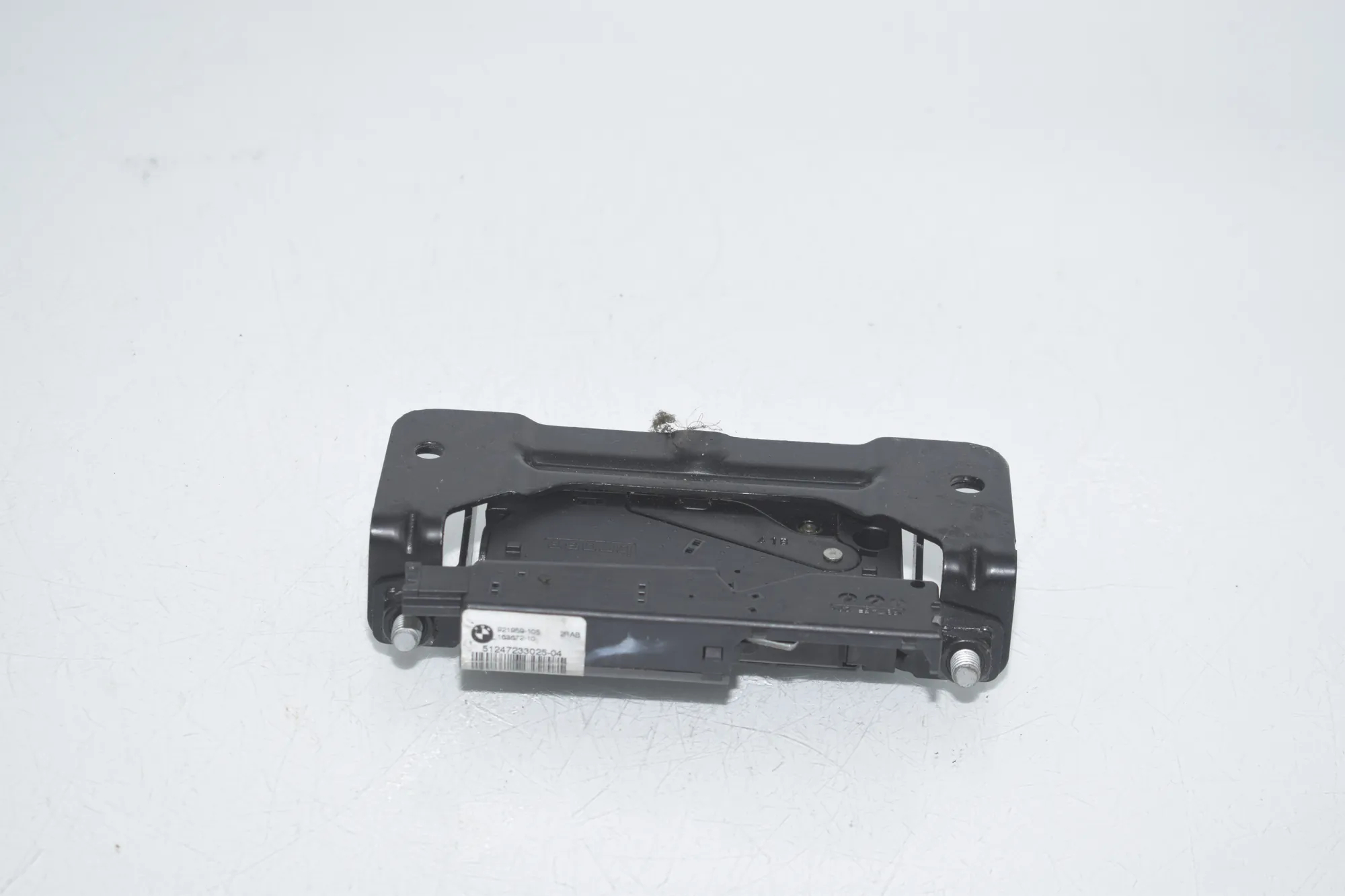 Tailgate Boot Lock – OEM 7233025 · BMW X3 (F25) BMW X3 (F25) xDrive 30 d 2012 – 3