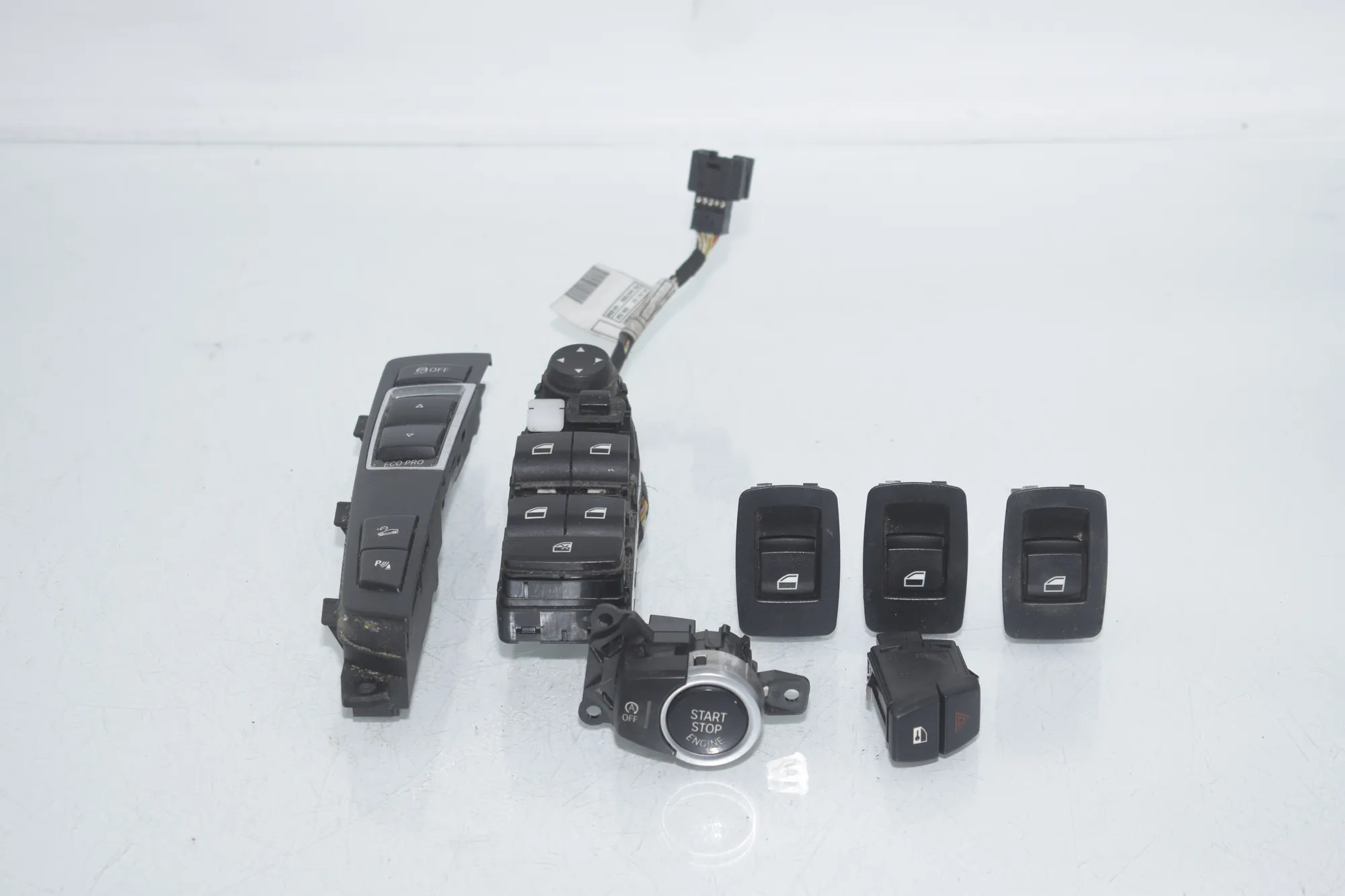 Switches – OEM 9240295 · BMW X3 (F25) BMW X3 (F25) xDrive 30 d 2012