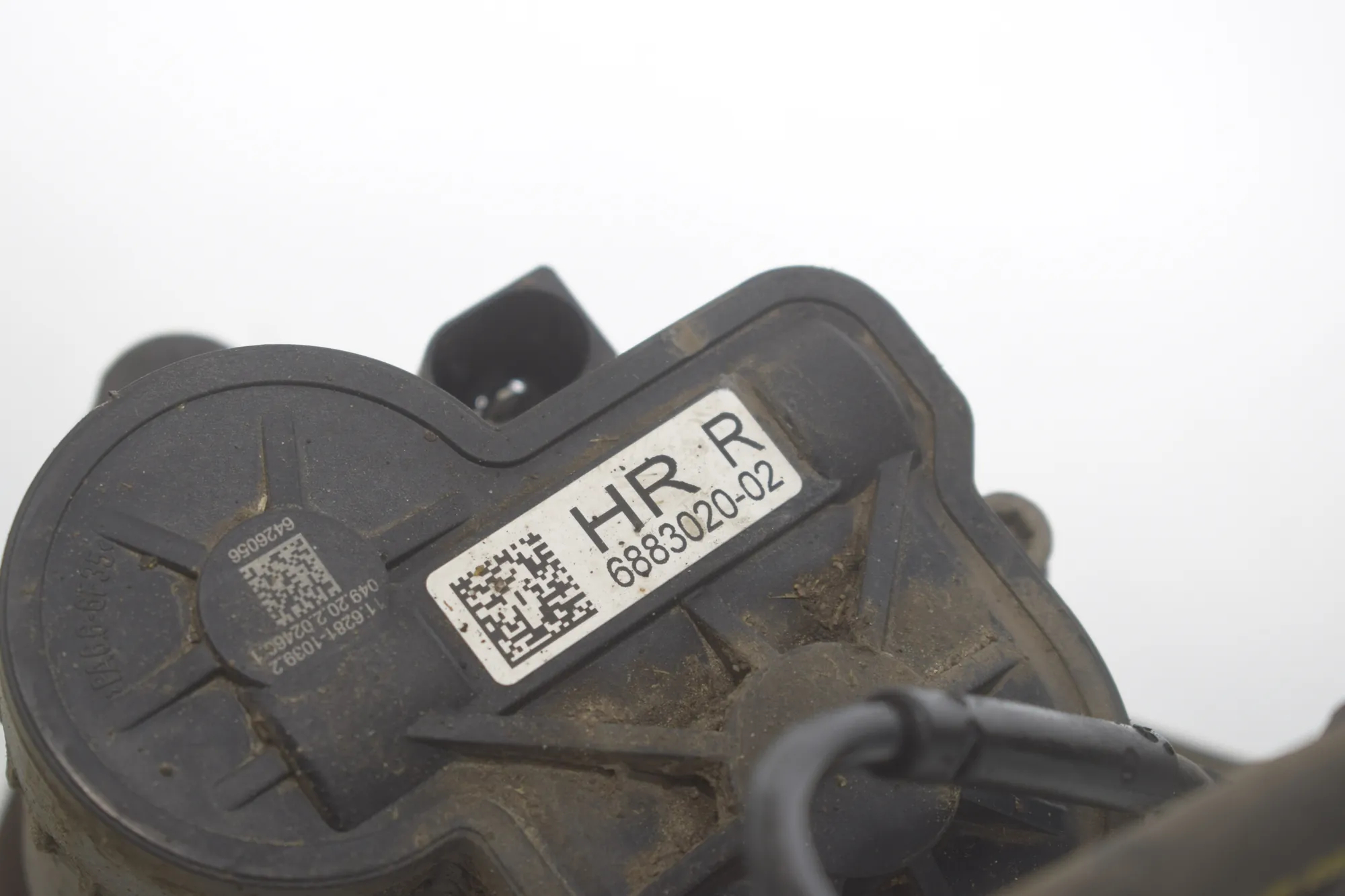 Rear Right Brake Caliper – OEM 6883020 · BMW i3 (I01) BMW i3 (I01) Electric 2020 – 5