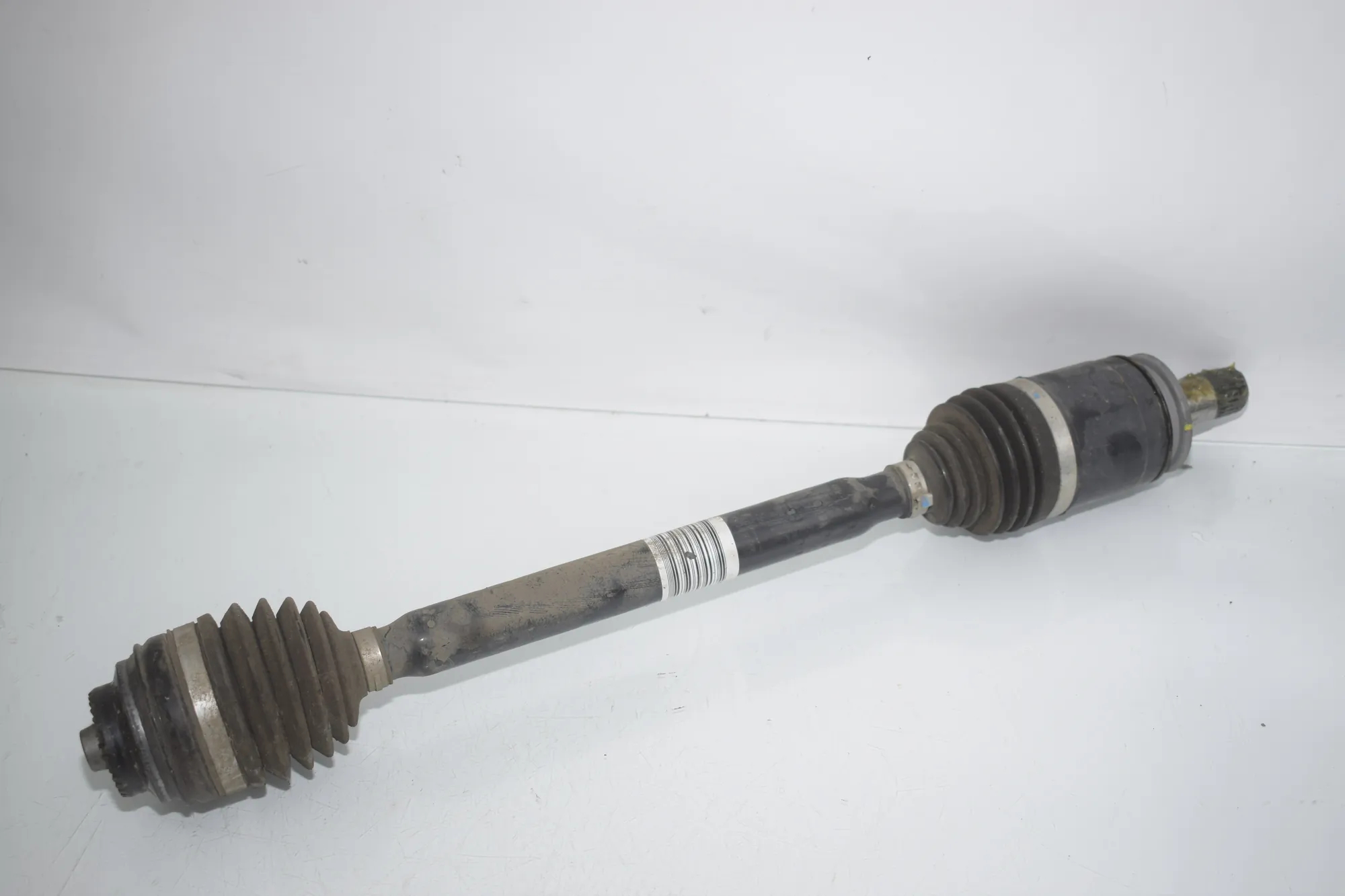 Rear Left Driveshaft – OEM 7641213 · BMW i3 (I01) BMW i3 (I01) Electric 2020