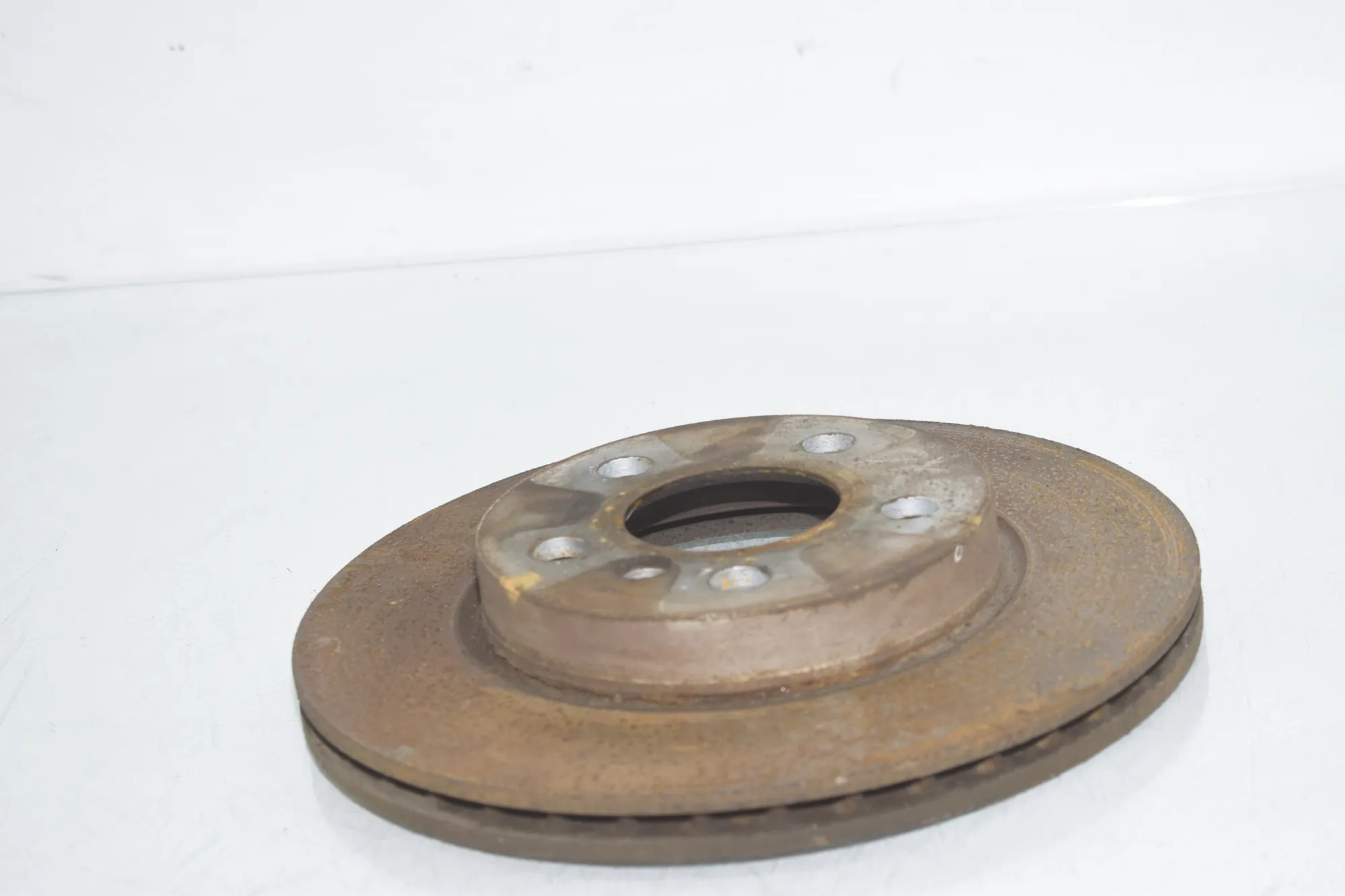 Front Left Brake Disc – OEM 6866293 · BMW i3 (I01) BMW i3 (I01) Electric 2020 – 3
