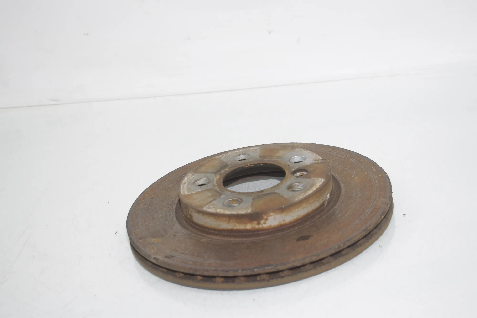 Front Right Brake Disc – OEM 6866293 · BMW i3 (I01) BMW i3 (I01) Electric 2020 – 2