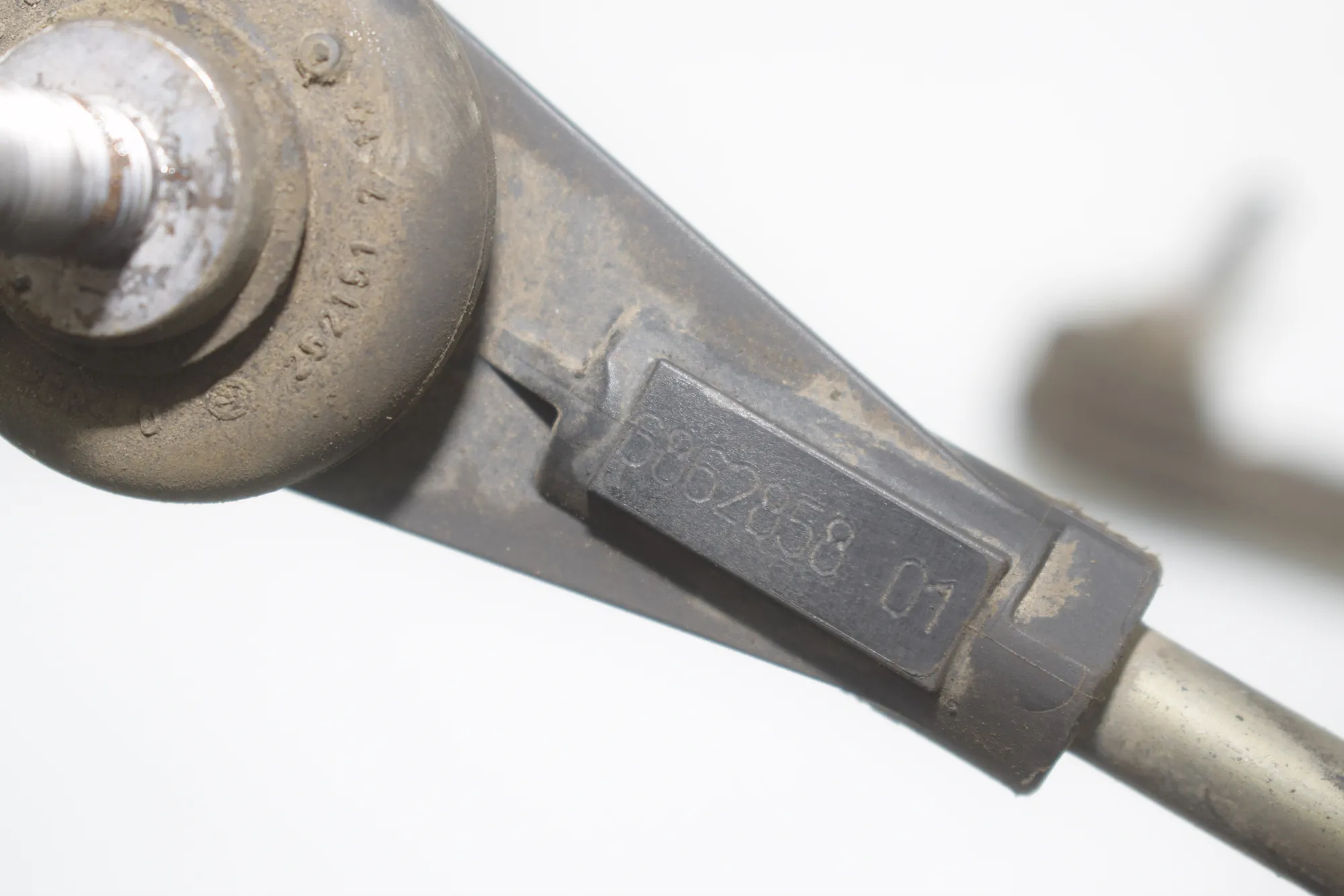 Front Right Stabilizer Link – OEM 6862858 · BMW i3 (I01) BMW i3 (I01) Electric 2020 – 4