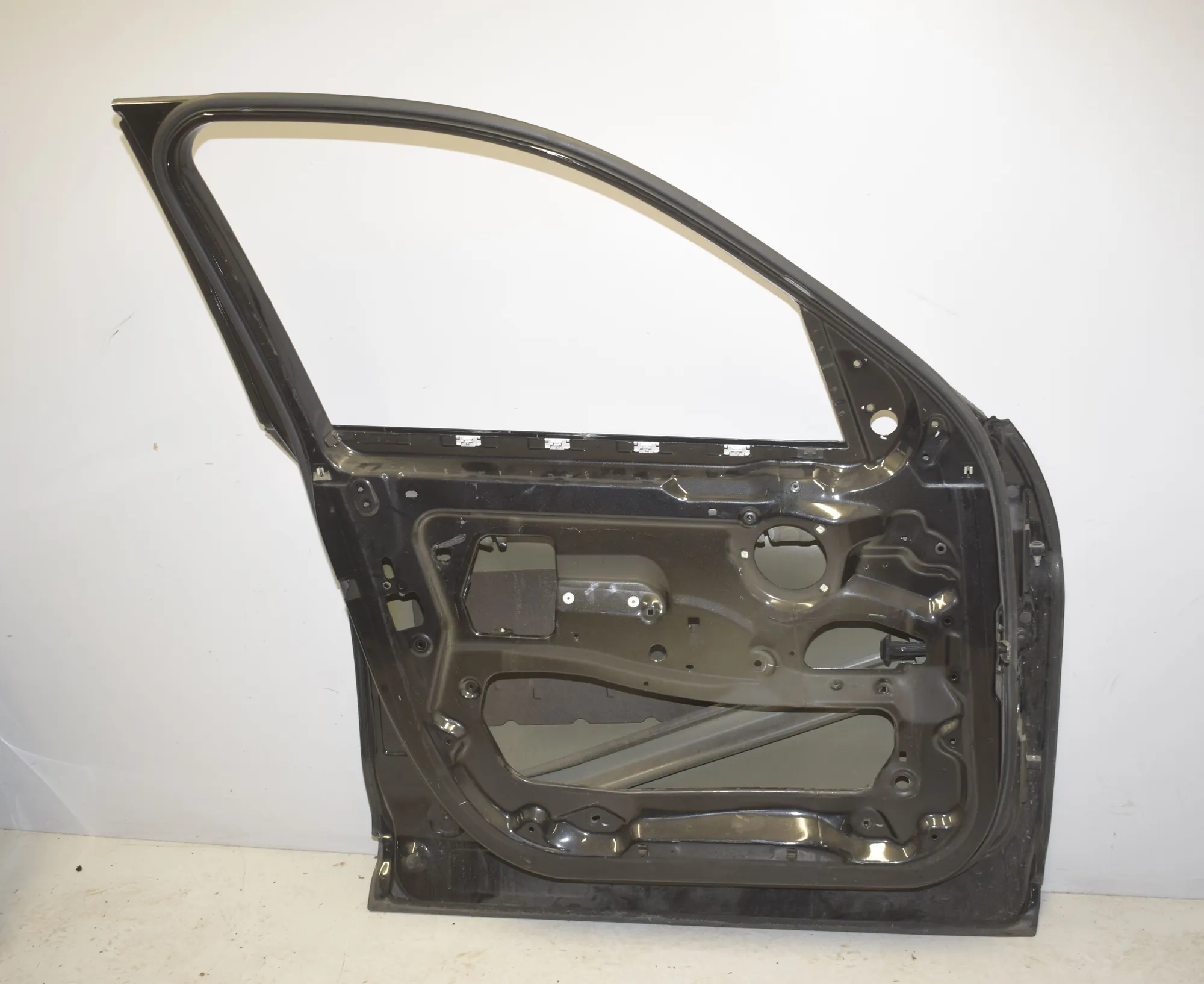 Front Left Door · BMW X3 (F25) BMW X3 (F25) xDrive 30 d 2012 – 5