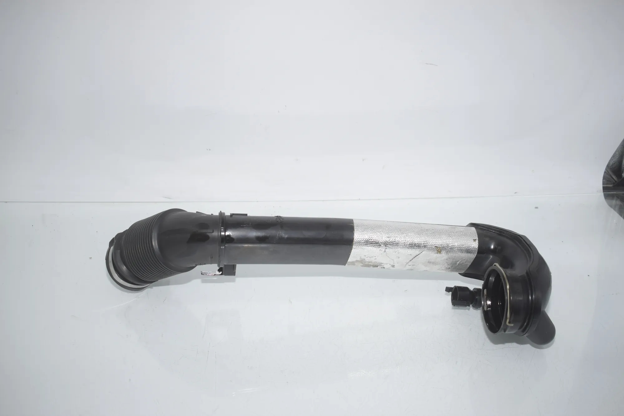 Air Intake Tube – OEM 8511377 · BMW 2 Gran Tourer (F46) BMW 2 Gran Tourer (F46) 220 d xDrive 2018