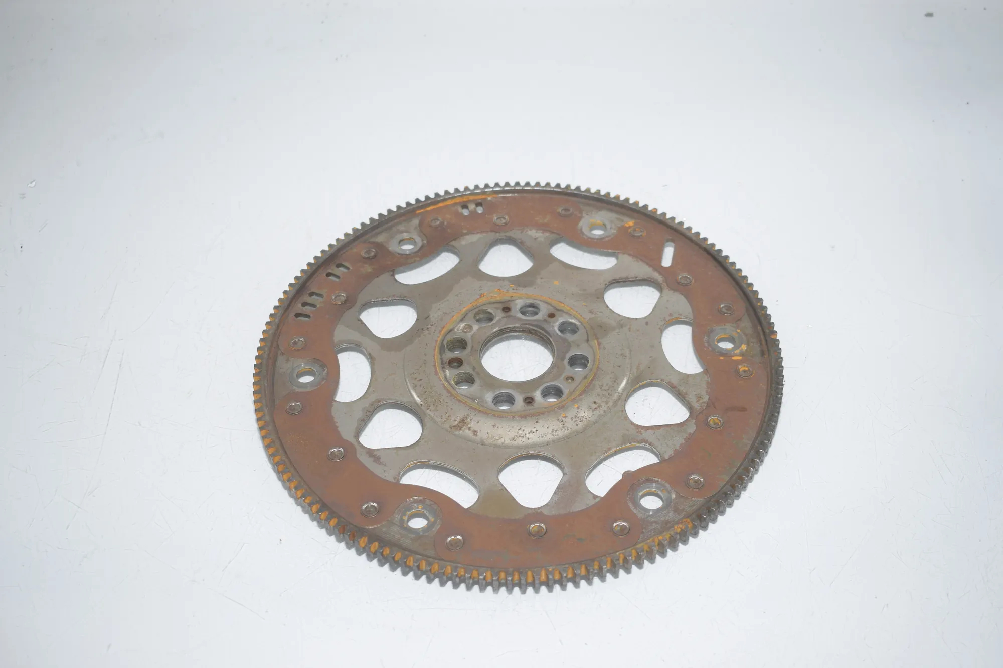 Flywheel Disc Automatic – OEM 8511452 · BMW 2 Gran Tourer (F46) BMW 2 Gran Tourer (F46) 220 d xDrive 2018 – 3