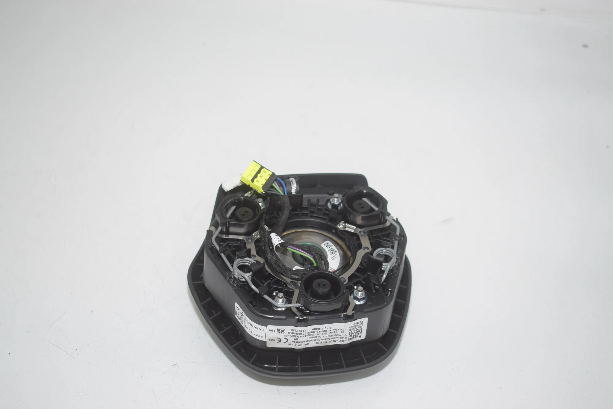 Steering Wheel Safety Bag SRS – OEM 5A250C0 · BMW 3 Touring (G21) BMW 3 Touring (G21) 320 d Mild-Hybrid 2023 – 3