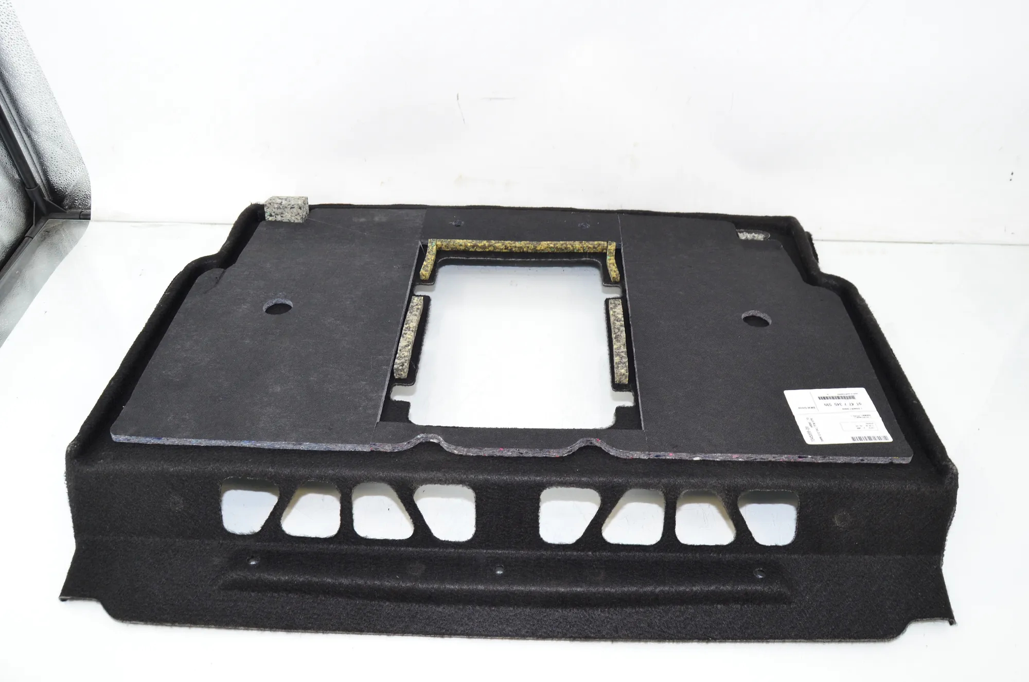 Other Boot Trunk Parts – OEM 7345599 · BMW 7 (G11, G12) 750 d, Ld xDrive 2016 – 3