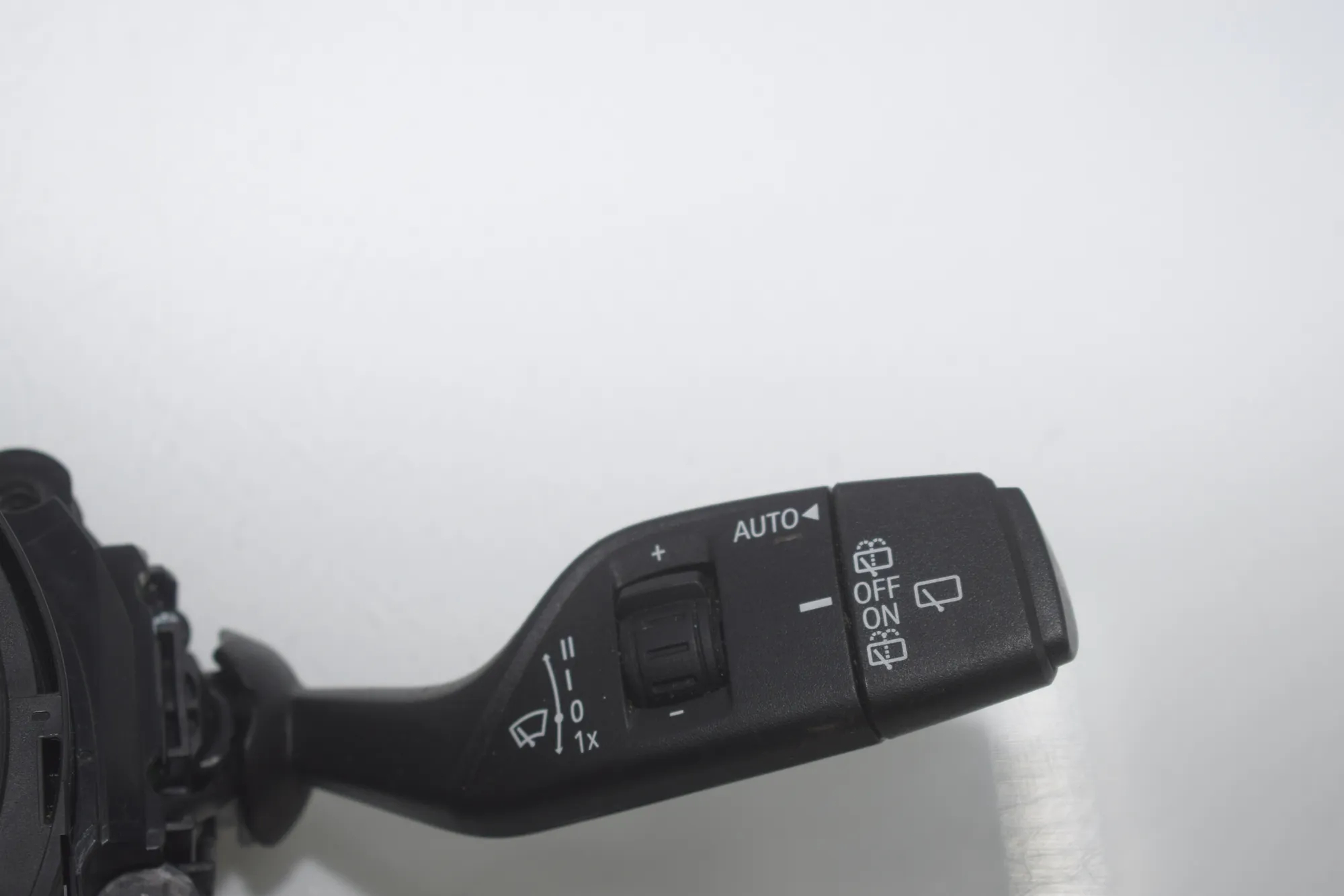 Indicator Wiper Stalk Switch – OEM 6833433 · BMW i3 (I01) BMW i3 (I01) Electric 2020 – 6