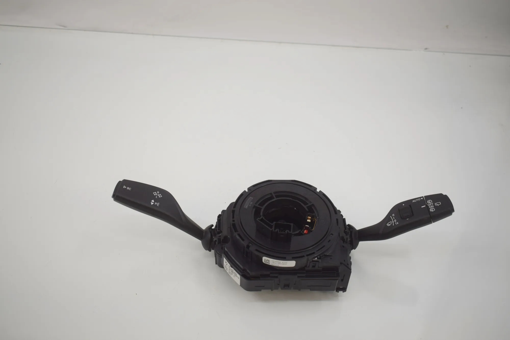 Indicator Wiper Stalk Switch – OEM 6833433 · BMW i3 (I01) BMW i3 (I01) Electric 2020