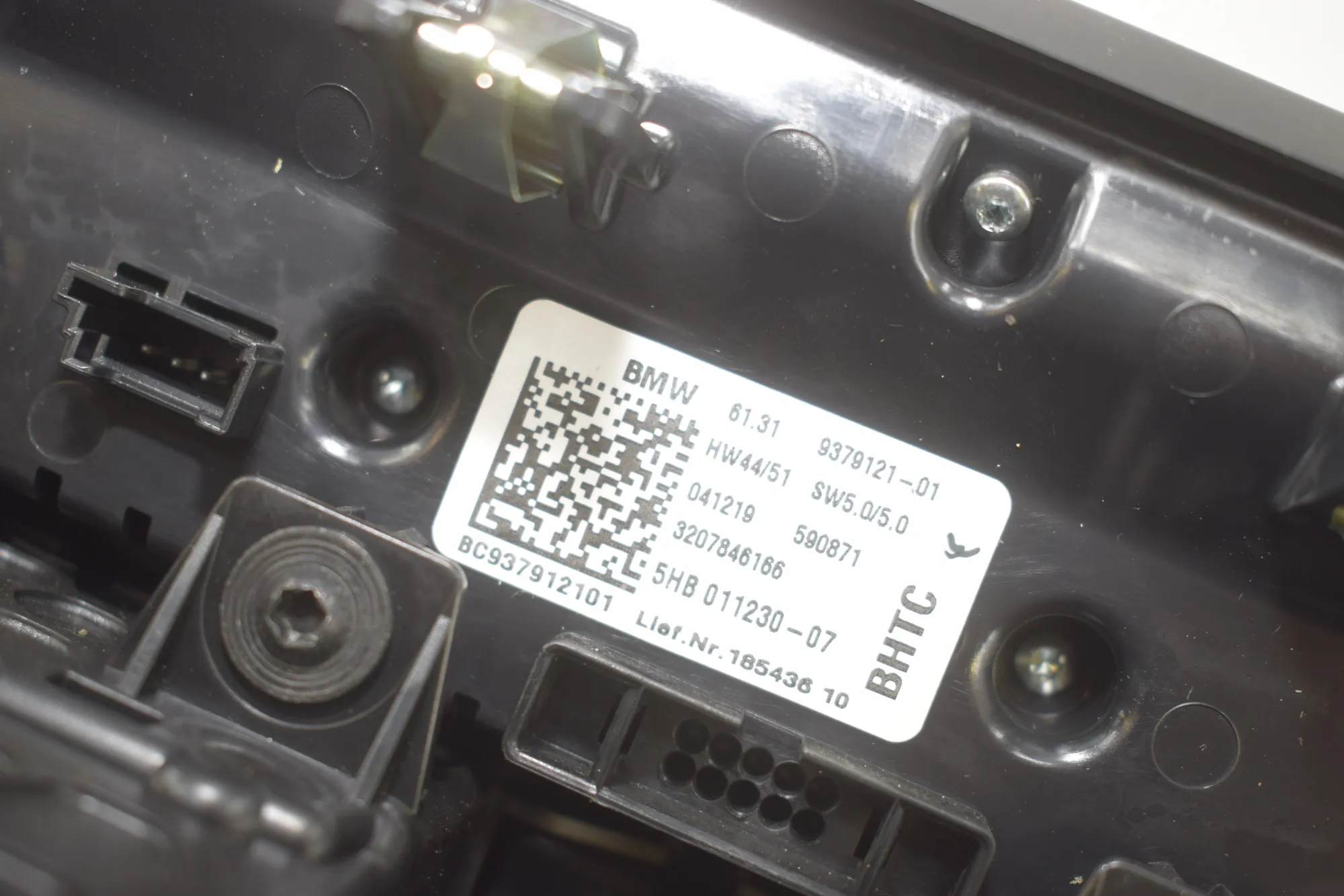 Climate Control Unit – OEM 9379121 · BMW i3 (I01) BMW i3 (I01) Electric 2020 – 6
