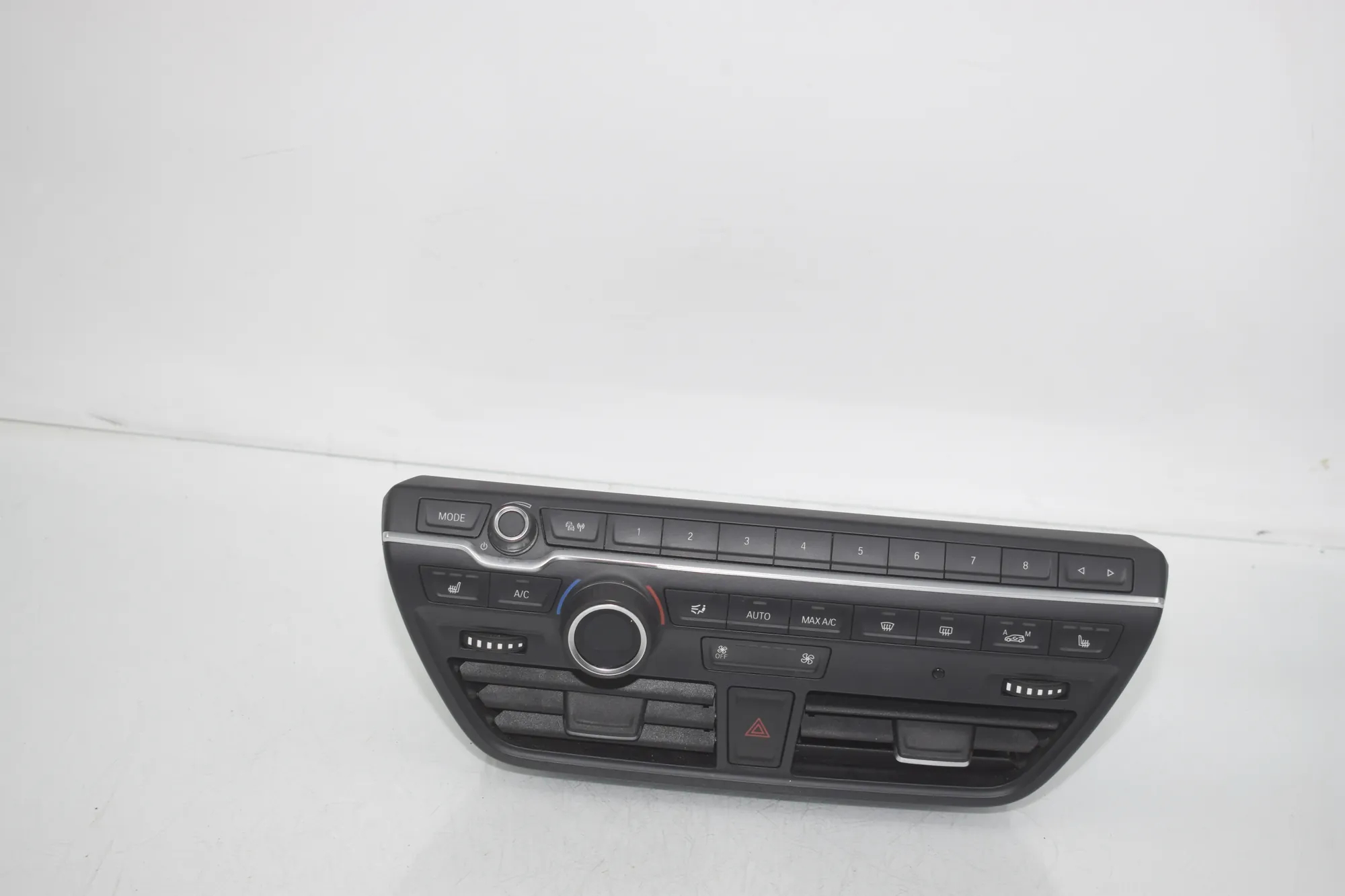 Climate Control Unit – OEM 9379121 · BMW i3 (I01) BMW i3 (I01) Electric 2020