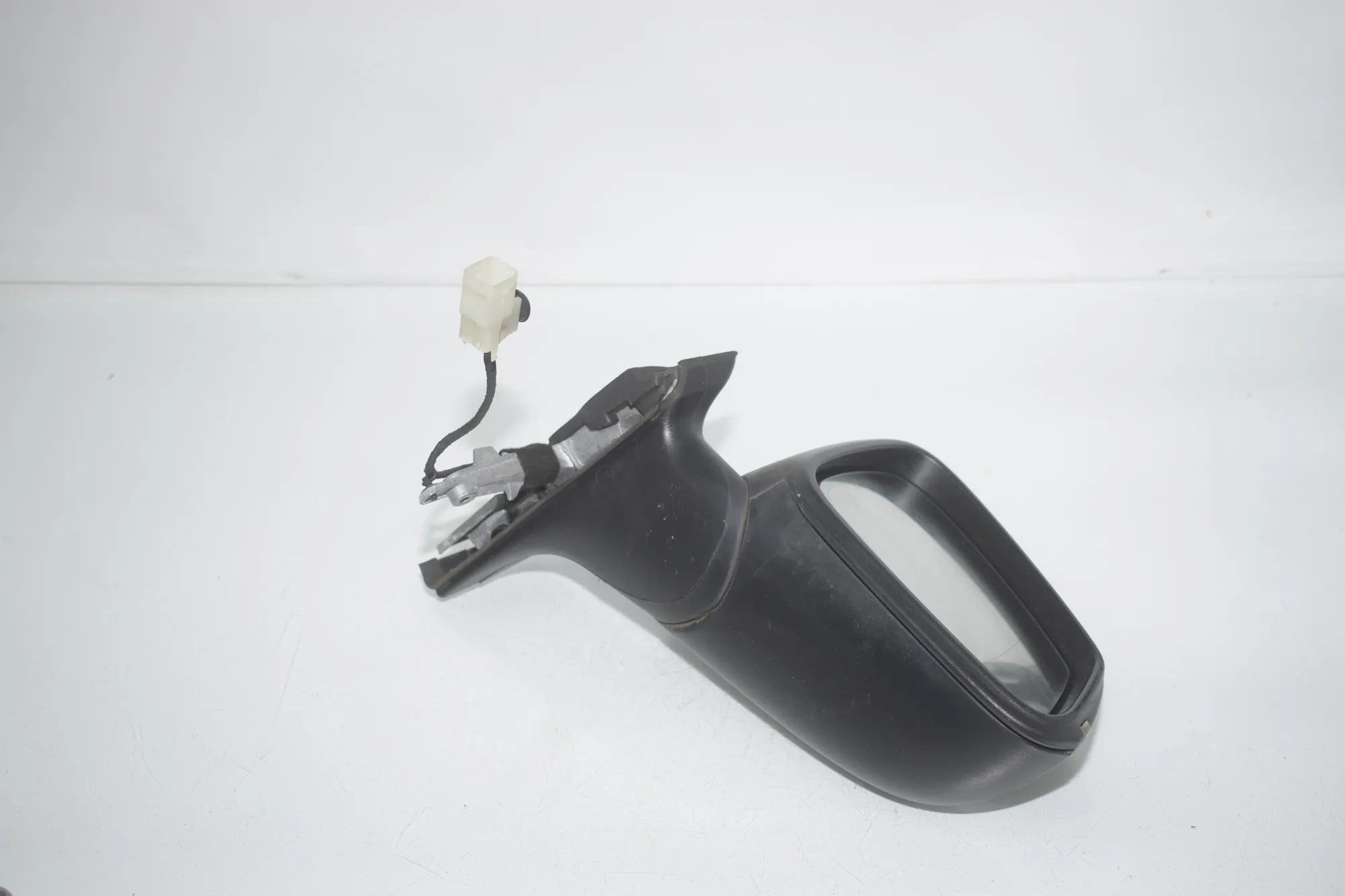 Right Side Wing Mirror – OEM 7321006 · BMW i3 (I01) BMW i3 (I01) Electric 2020 – 5