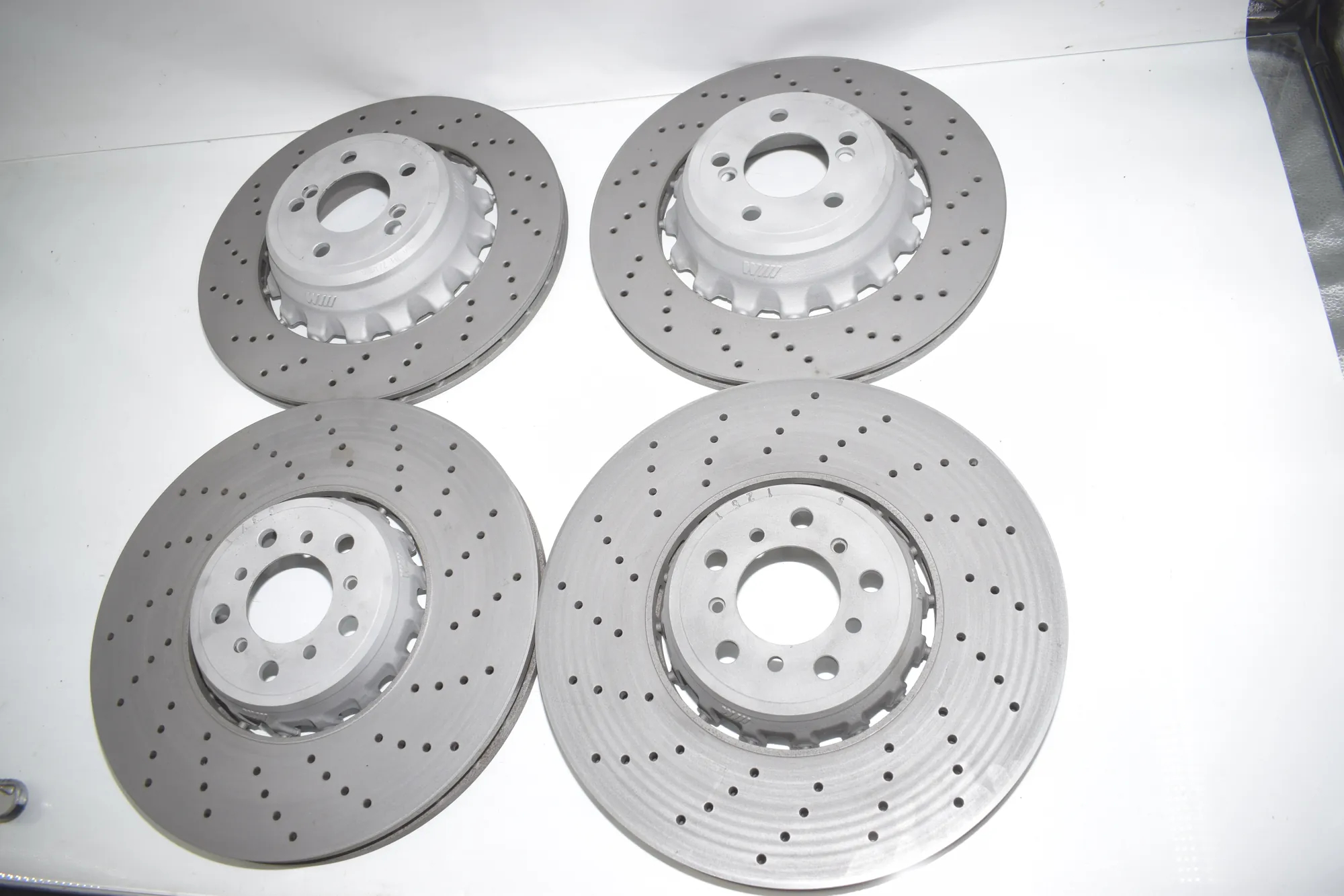 Brake Calipers And Disc Kit – OEM 2284901 · BMW X5 (F15, F85) BMW X5 (F15, F85) M 2018 – 7