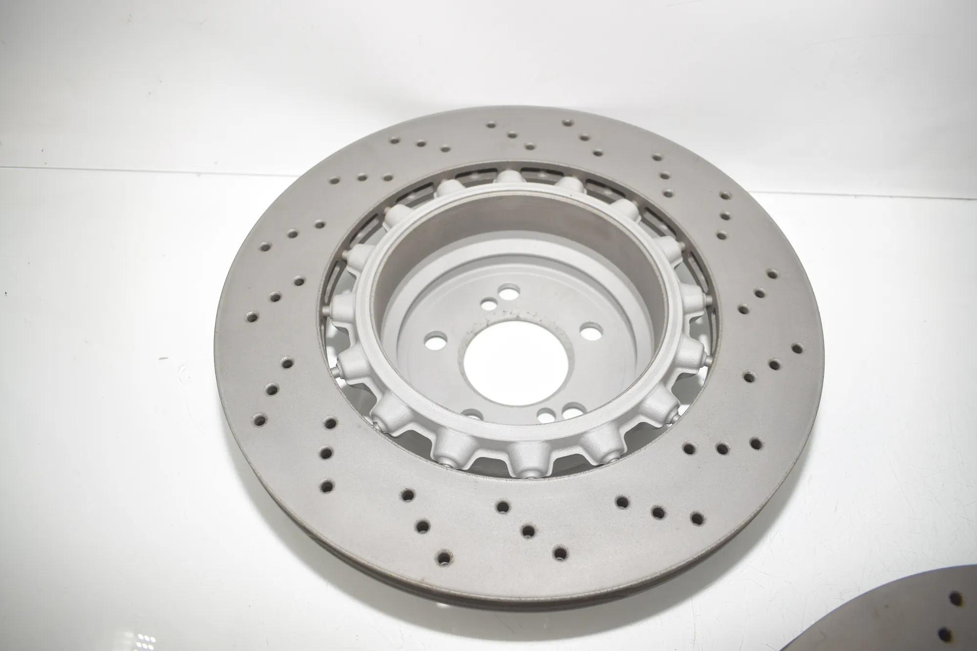 Brake Calipers And Disc Kit – OEM 2284901 · BMW X5 (F15, F85) BMW X5 (F15, F85) M 2018 – 9