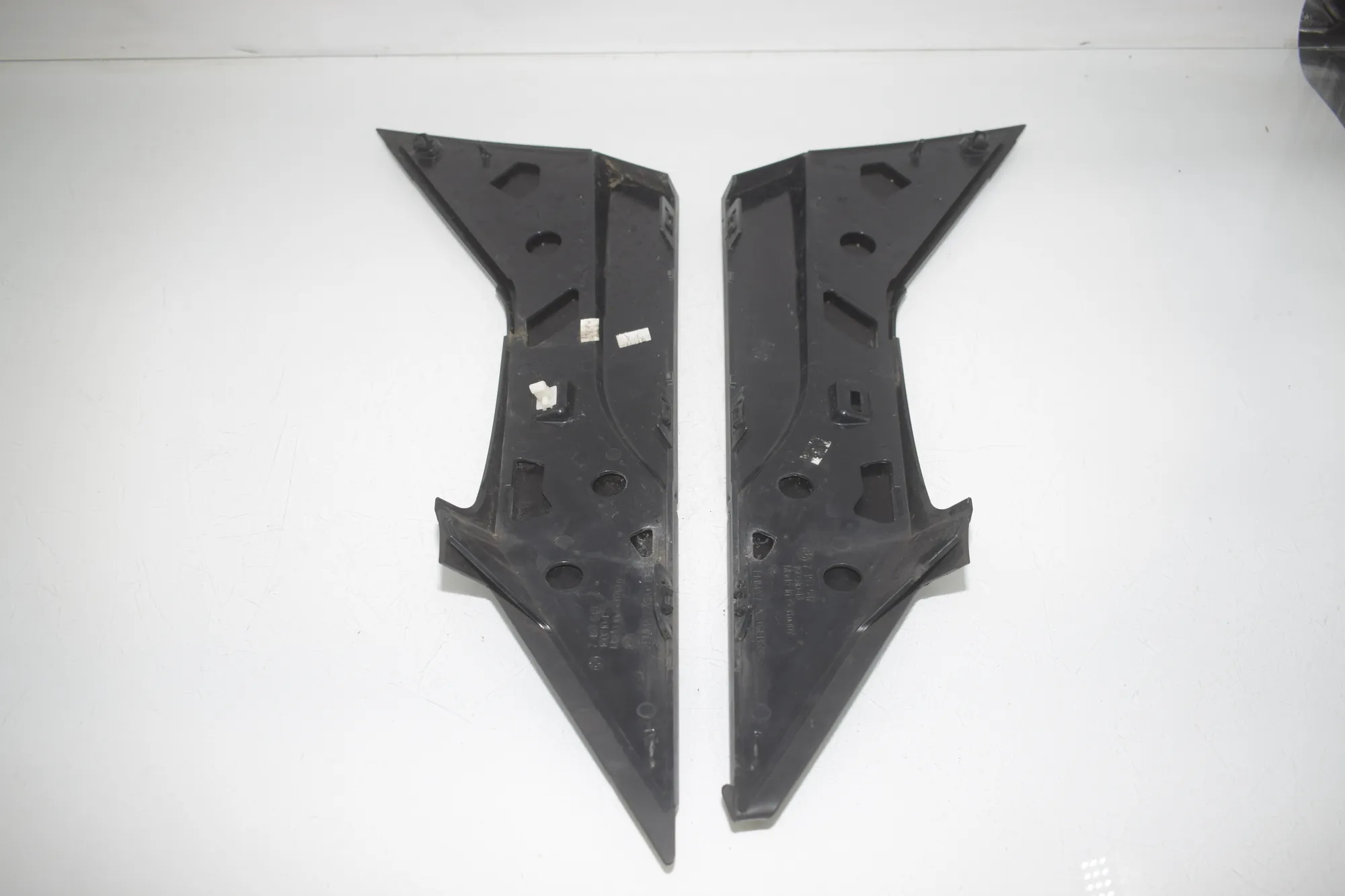 Other Trim Parts – OEM 7453547 · BMW i3 (I01) BMW i3 (I01) Electric 2020 – 3