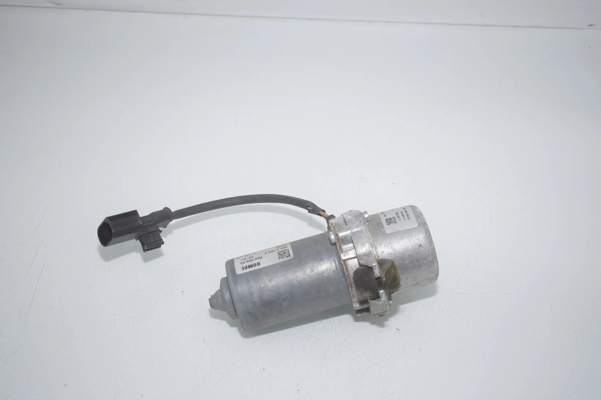 Vacuum Pump – OEM 6857405 · BMW i3 (I01) BMW i3 (I01) Electric 2020 – 2