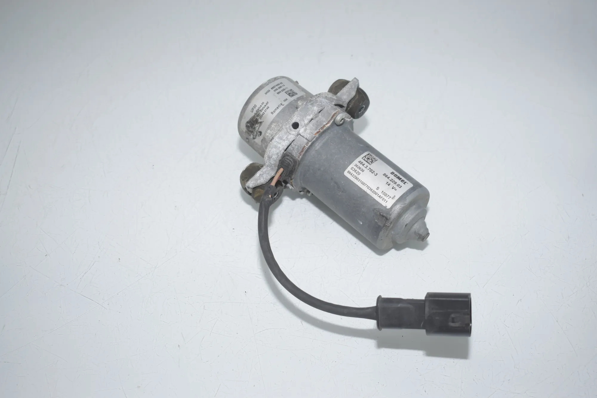 Vacuum Pump – OEM 6857405 · BMW i3 (I01) BMW i3 (I01) Electric 2020 – 3