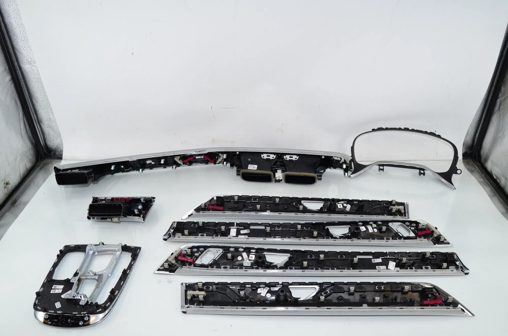 Interior Trim Strips Kit – OEM 9299501 · BMW 7 (G11, G12) 750 d, Ld xDrive 2016 – 6