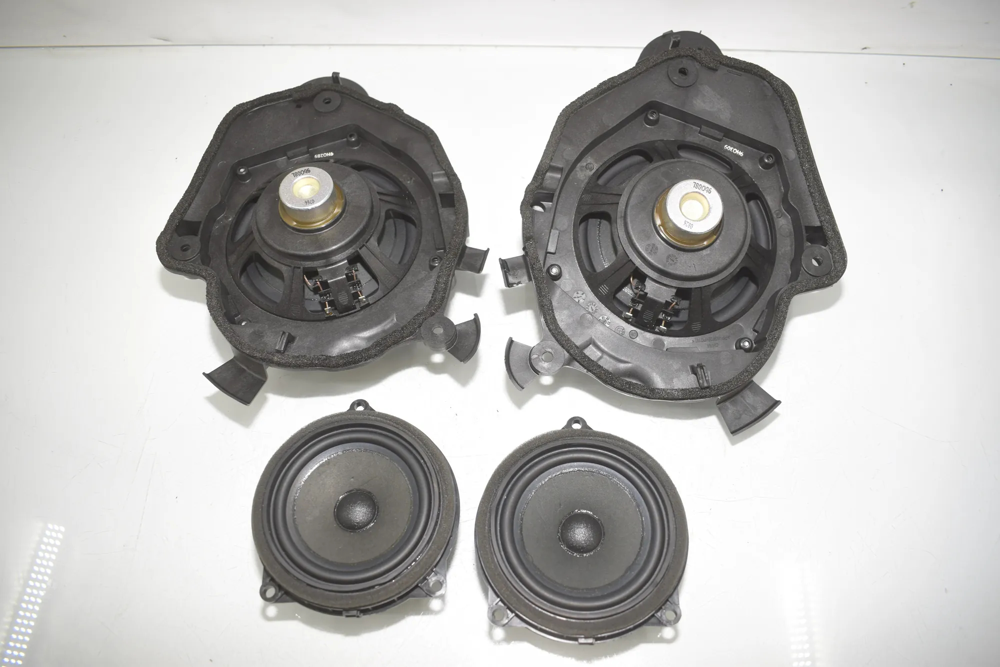 Sound Audio System Set – OEM 8715686 · BMW i3 (I01) BMW i3 (I01) Electric 2020 – 2