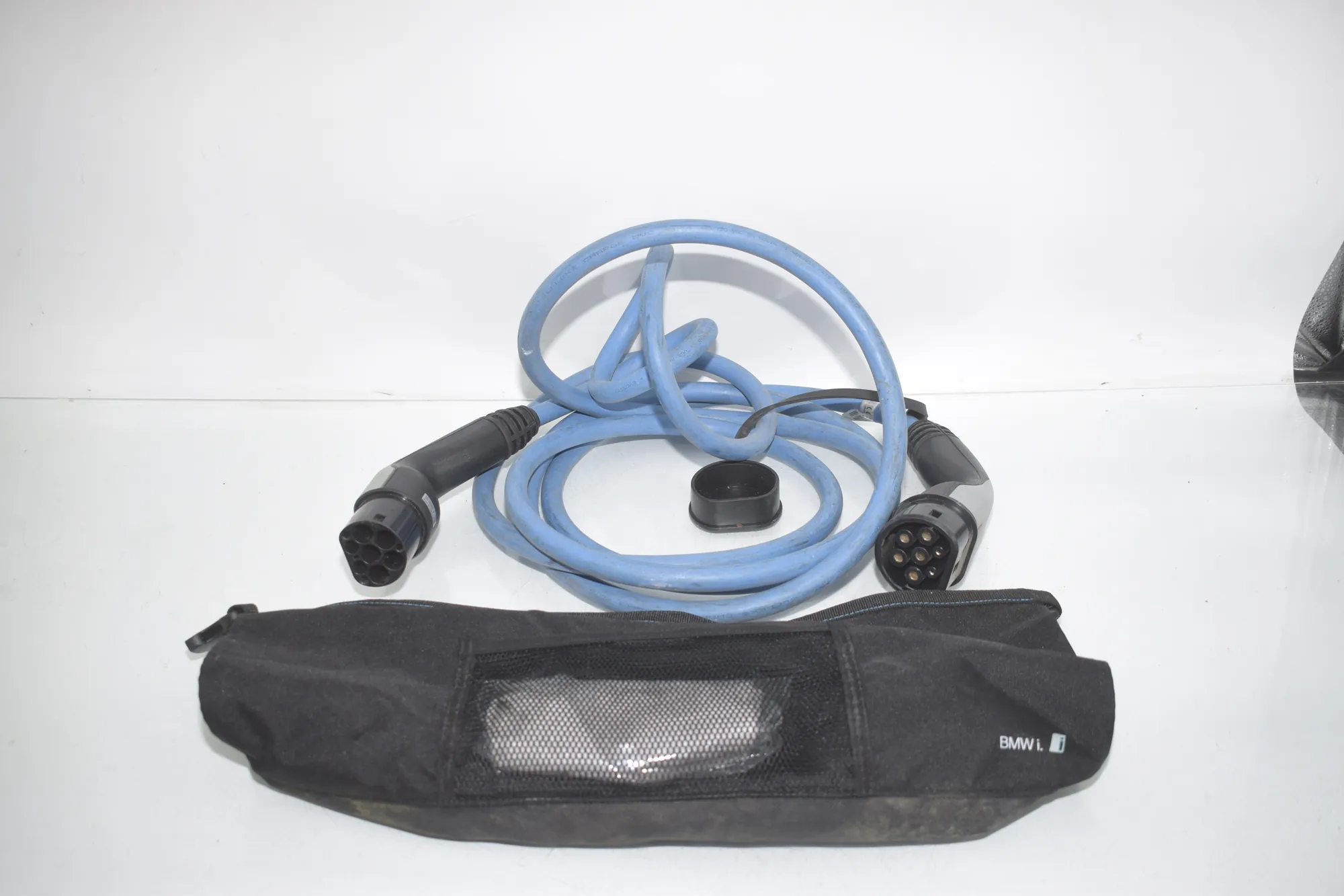 Battery Charging Cable – OEM 7827899 · BMW i3 (I01) BMW i3 (I01) Electric 2020 – 3