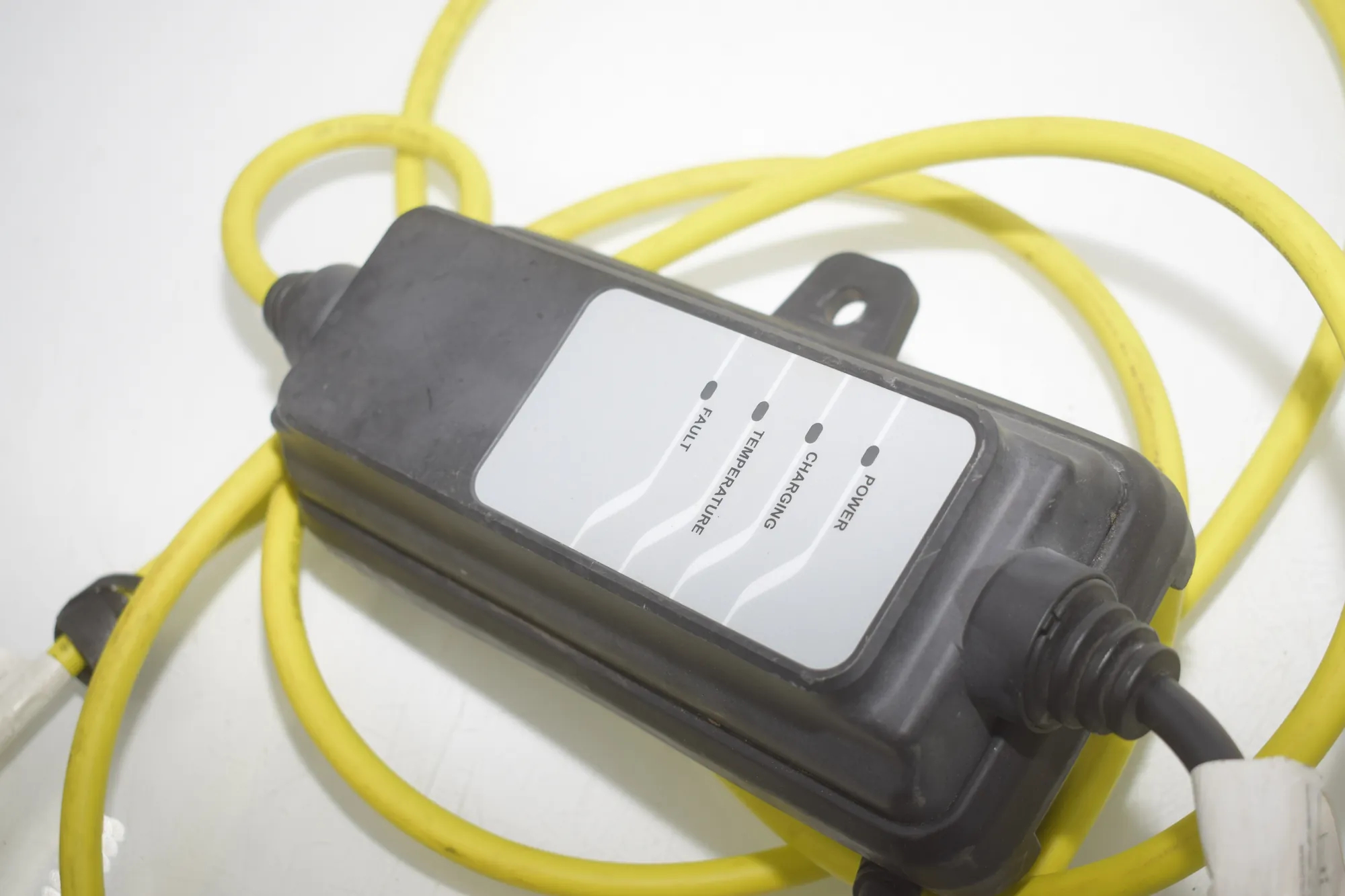 Battery Charging Cable – OEM 5A92D00 · BMW i3 (I01) BMW i3 (I01) Electric 2020 – 6