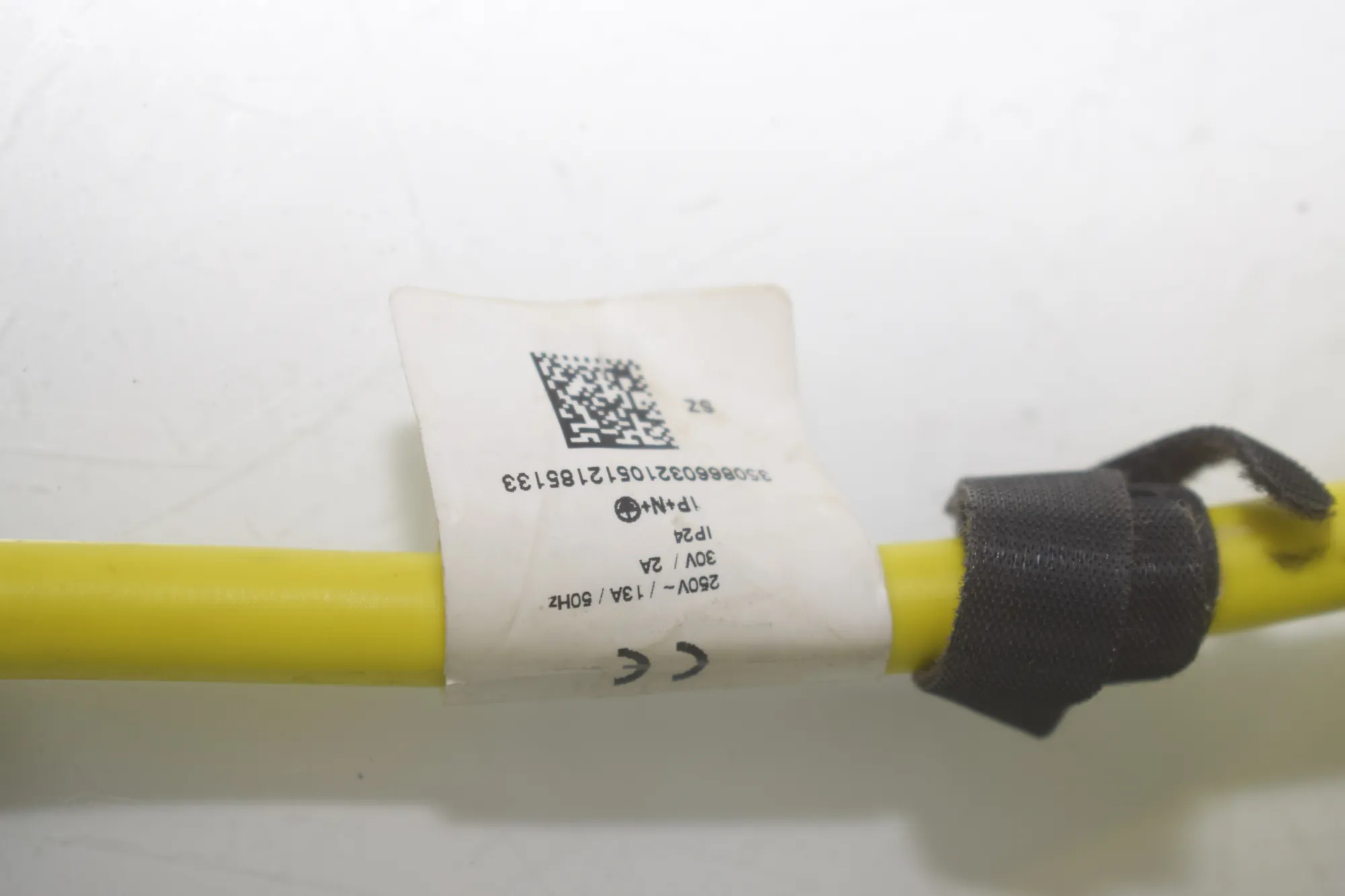 Battery Charging Cable – OEM 5A92D00 · BMW i3 (I01) BMW i3 (I01) Electric 2020 – 5