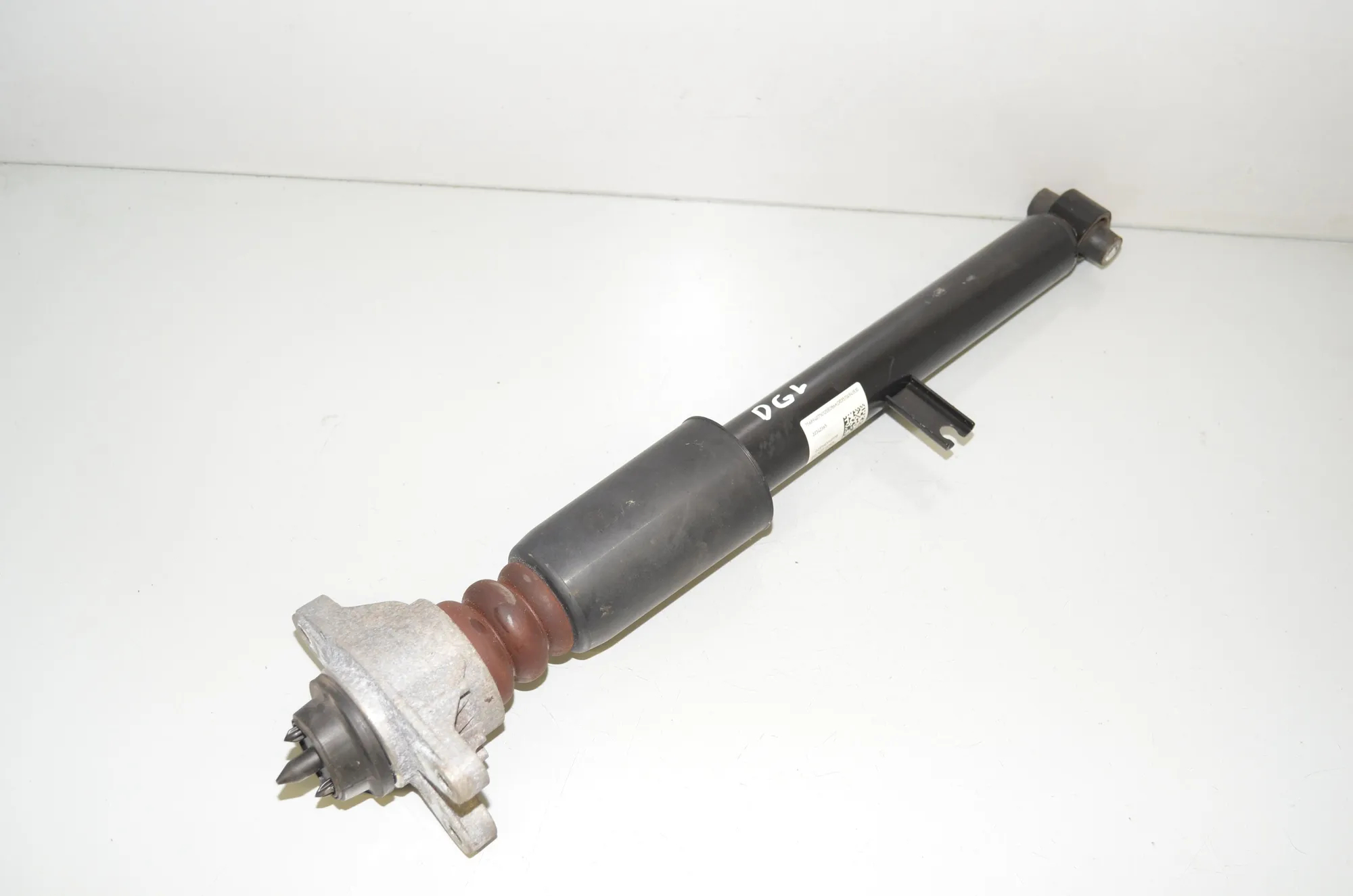 Rear Right Shock Absorber – OEM 6894423 · BMW 3 Touring (G21) BMW 3 Touring (G21) 330 e Plug-in-Hybrid 2020 – 4