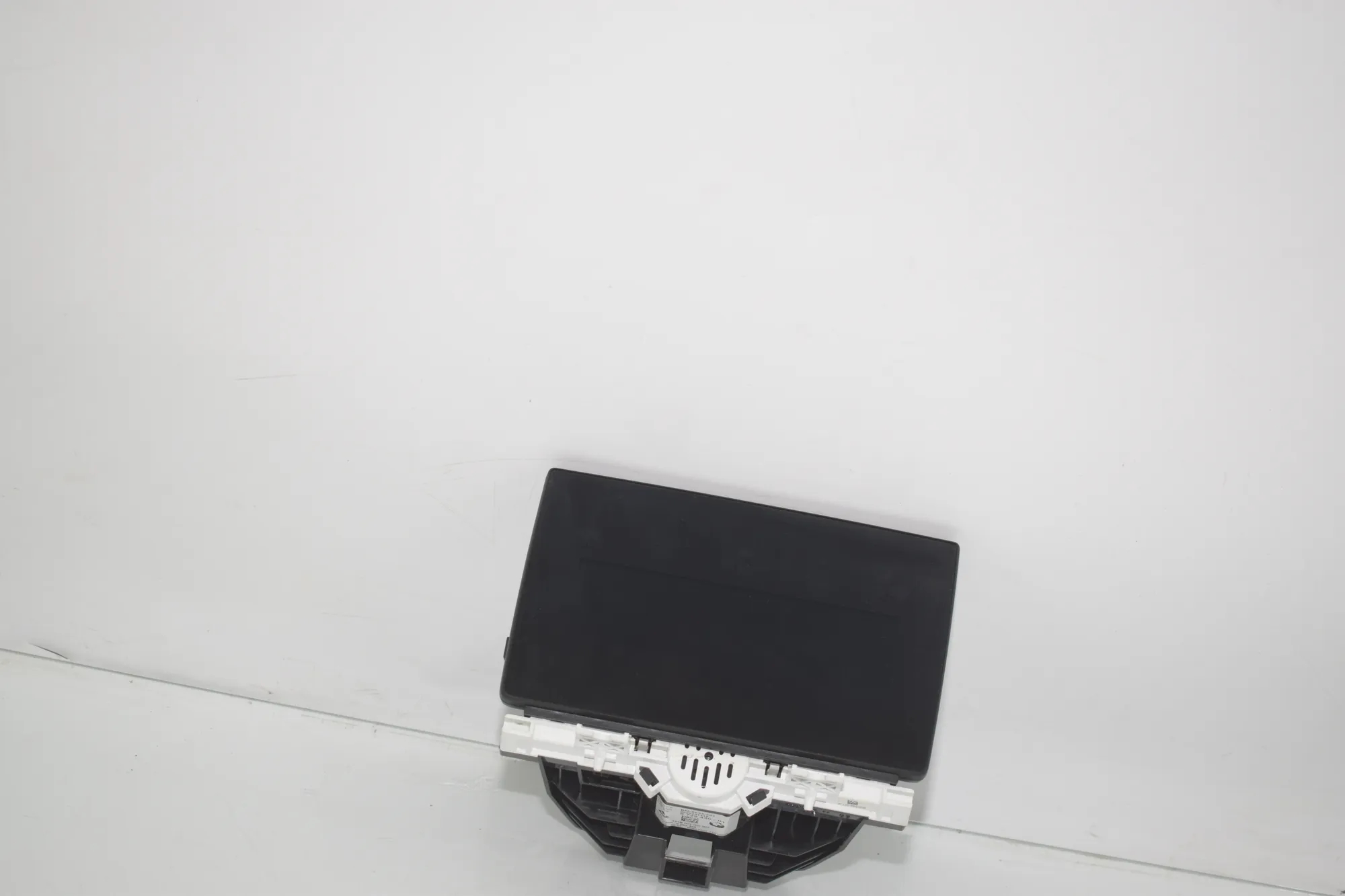 Instrument Cluster Speedometer – OEM 8729430 · BMW i3 (I01) BMW i3 (I01) Electric 2020 – 5