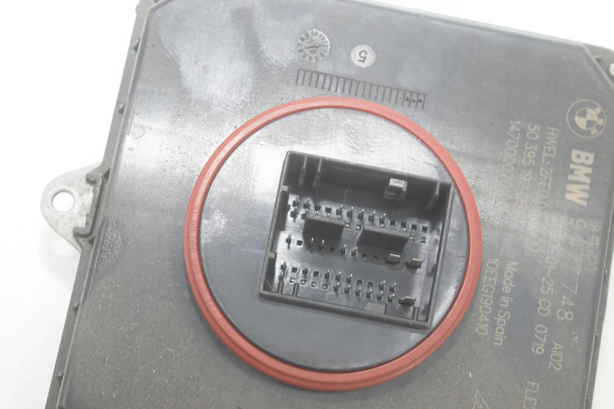 LED Lights Control Unit – OEM 9477748 · BMW i3 (I01) BMW i3 (I01) Electric 2020 – 3