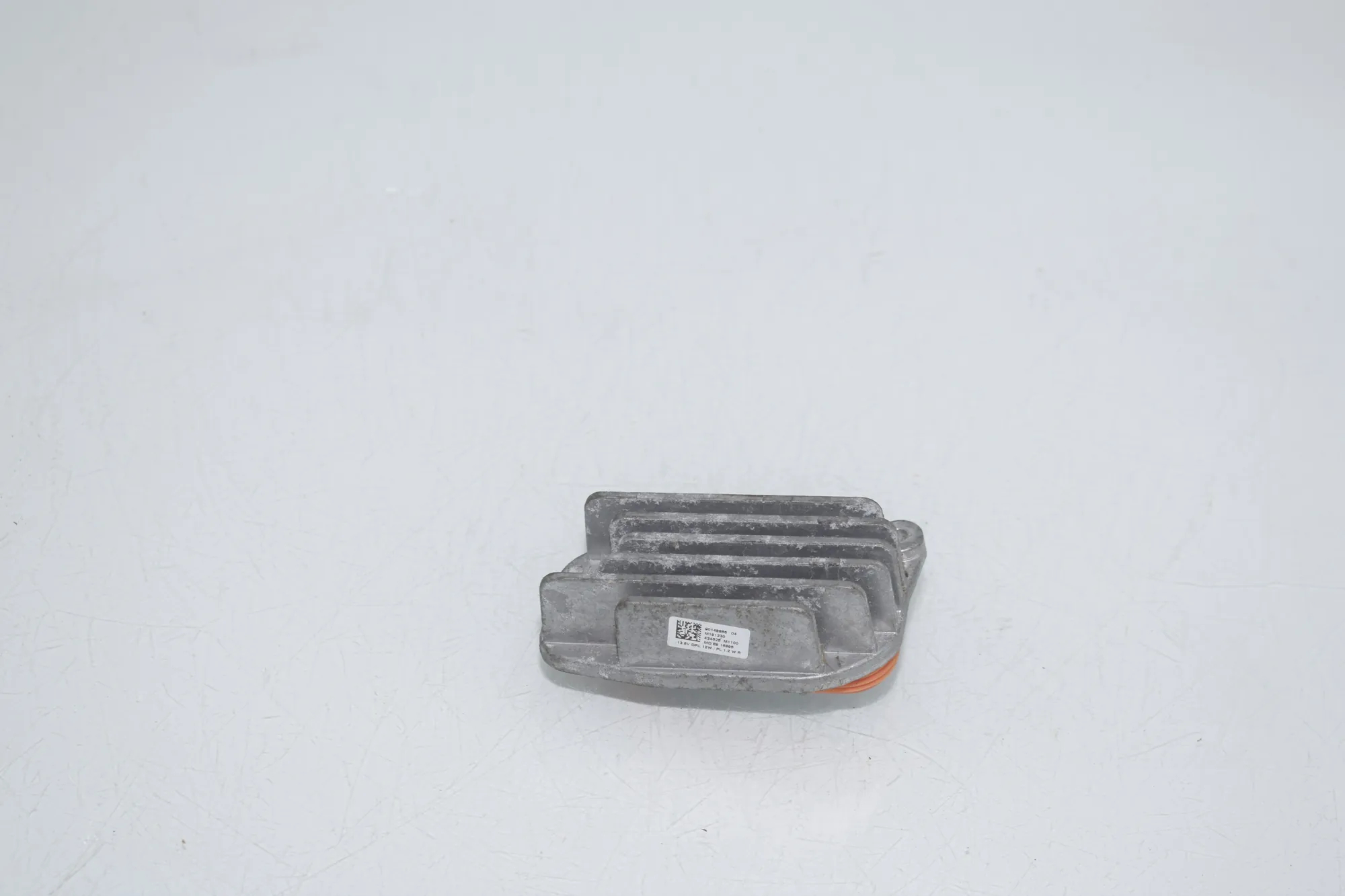 LED Lights Control Unit – OEM 8495580 · BMW i3 (I01) BMW i3 (I01) Electric 2020