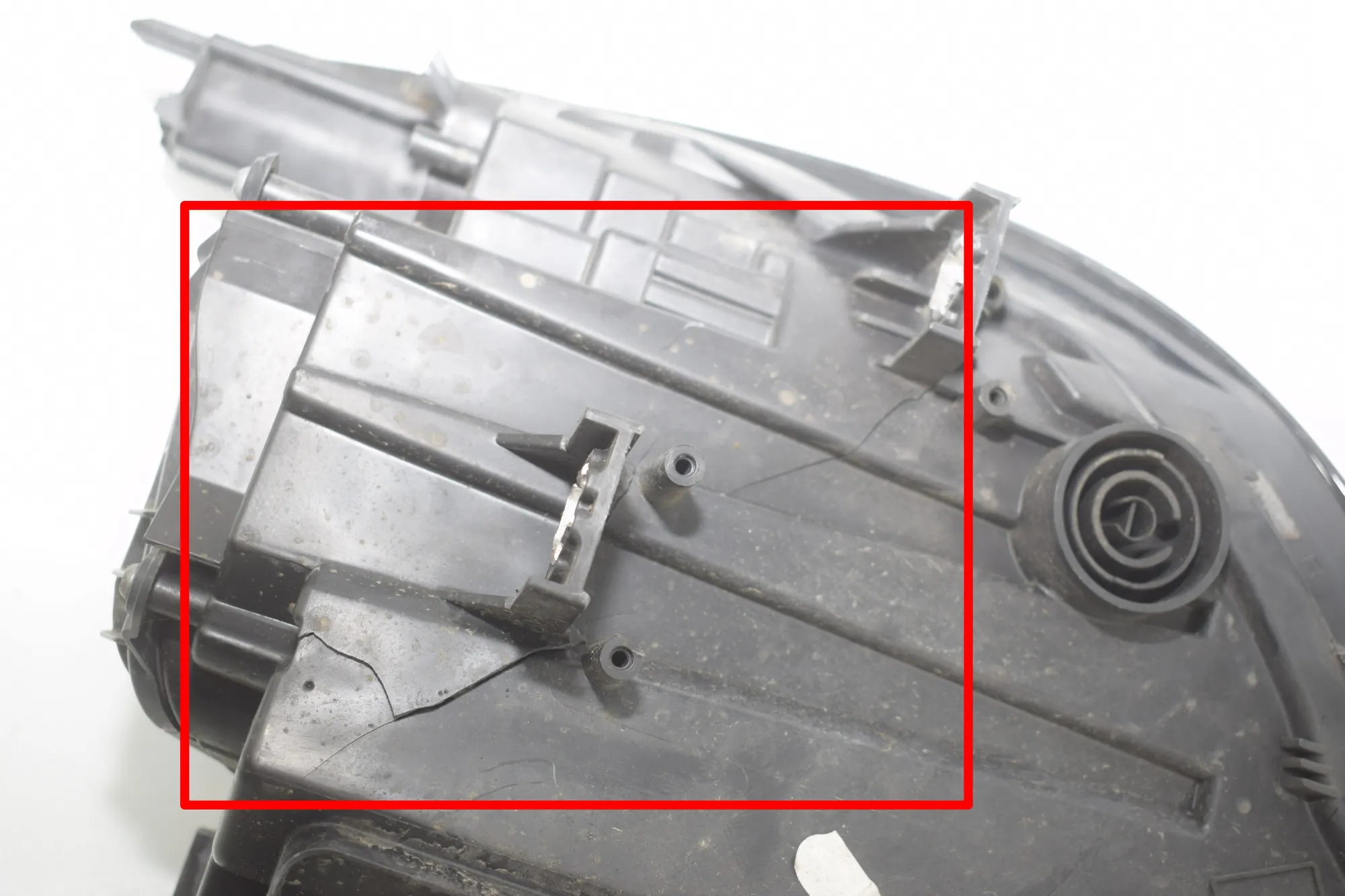 Front Right Headlight – OEM 9853416 · BMW i3 (I01) BMW i3 (I01) Electric 2020 – 7
