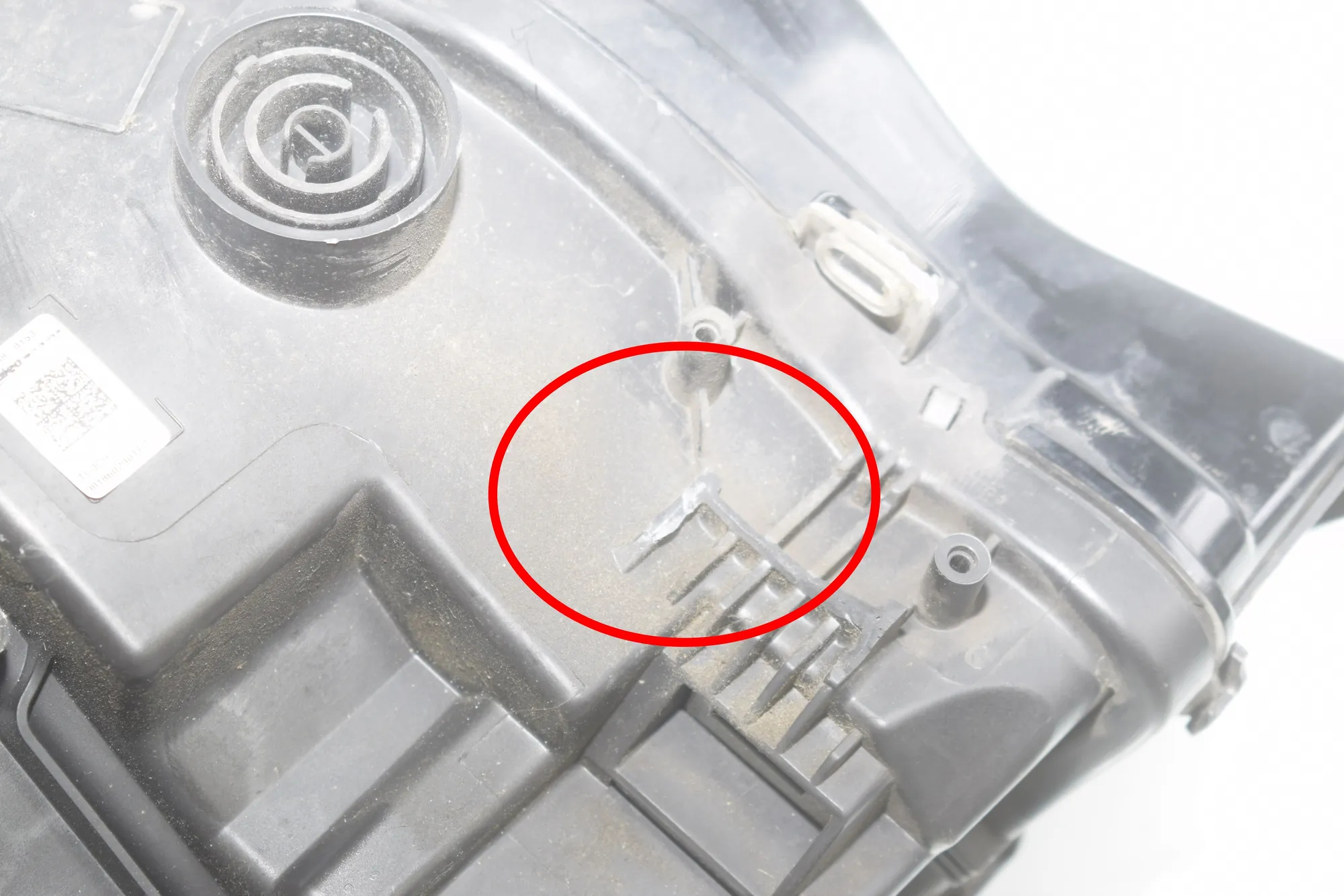 Front Right Headlight – OEM 9853416 · BMW i3 (I01) BMW i3 (I01) Electric 2020 – 8
