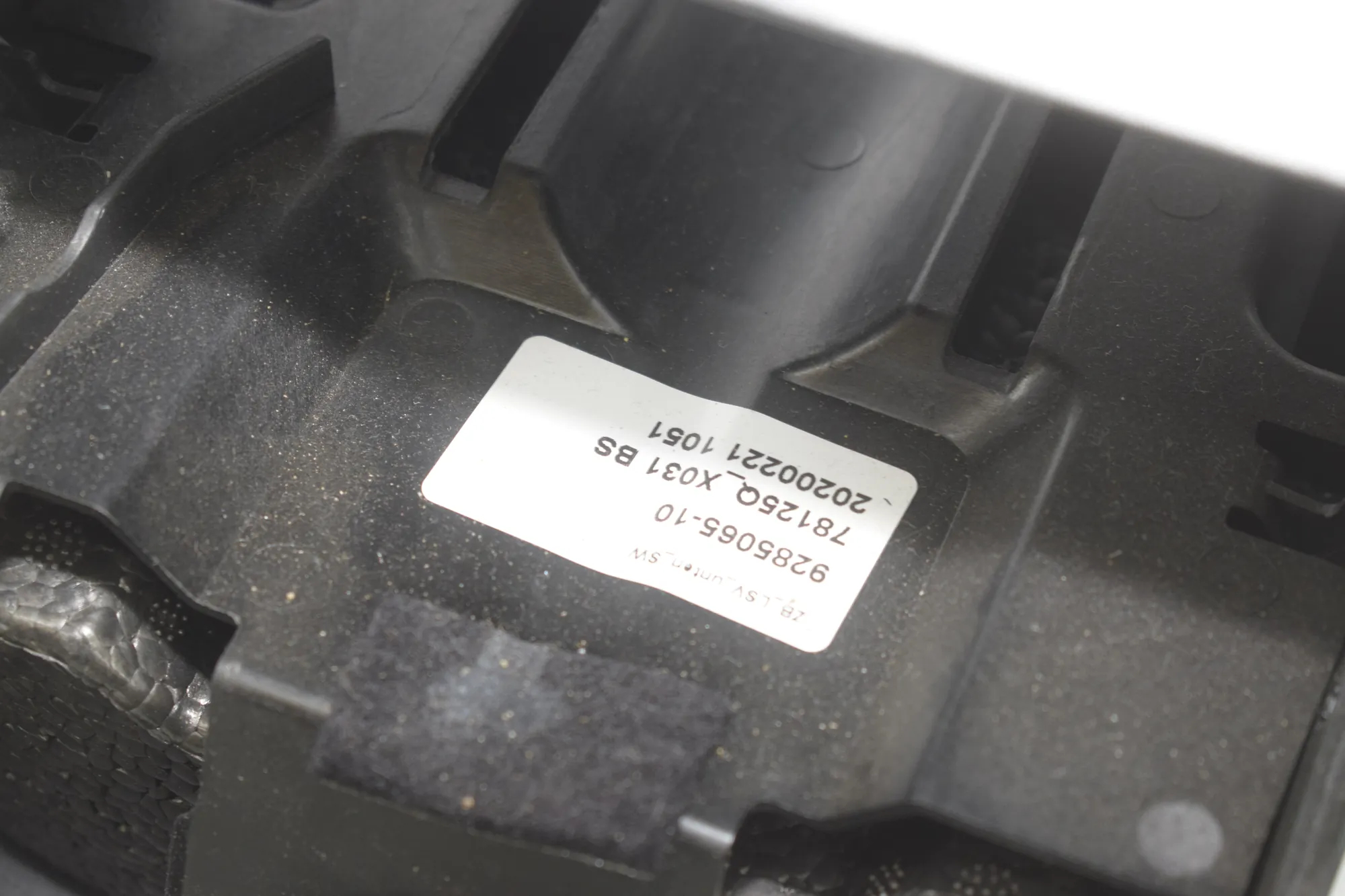 Steering Mechanism Trim – OEM 9285065 · BMW i3 (I01) BMW i3 (I01) Electric 2020 – 6