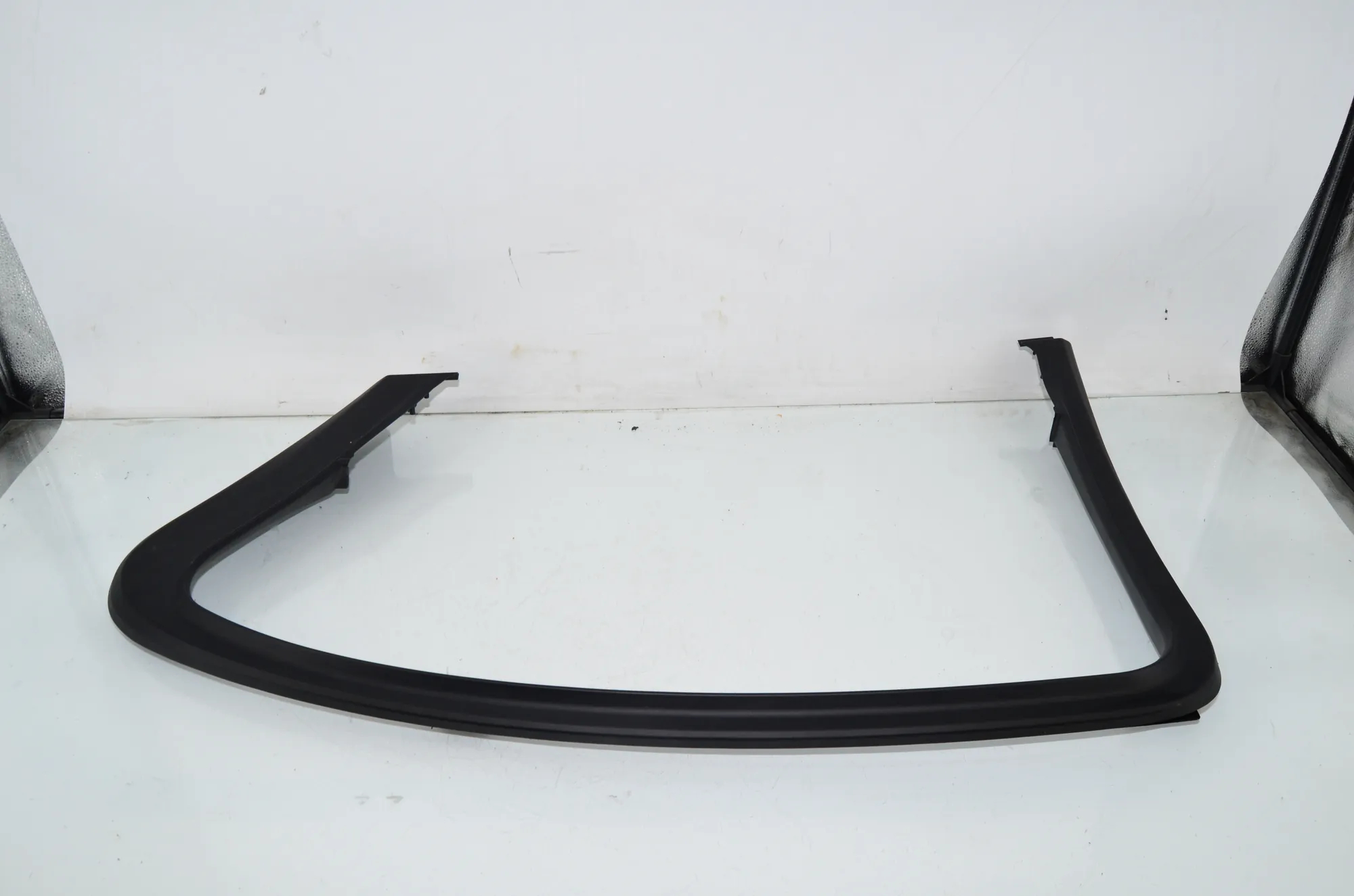 Rear Right Door Panel – OEM 7357460 · BMW 7 (G11, G12) 750 d, Ld xDrive 2016 – 2