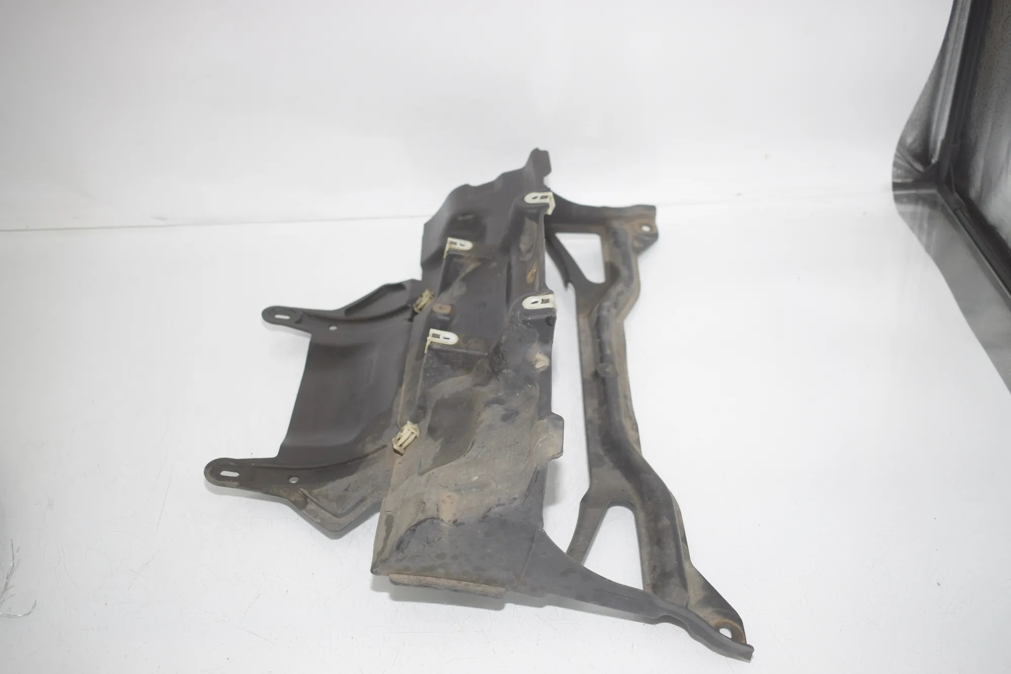 Other Body Parts – OEM 7305658 · BMW i3 (I01) BMW i3 (I01) Electric 2020 – 2