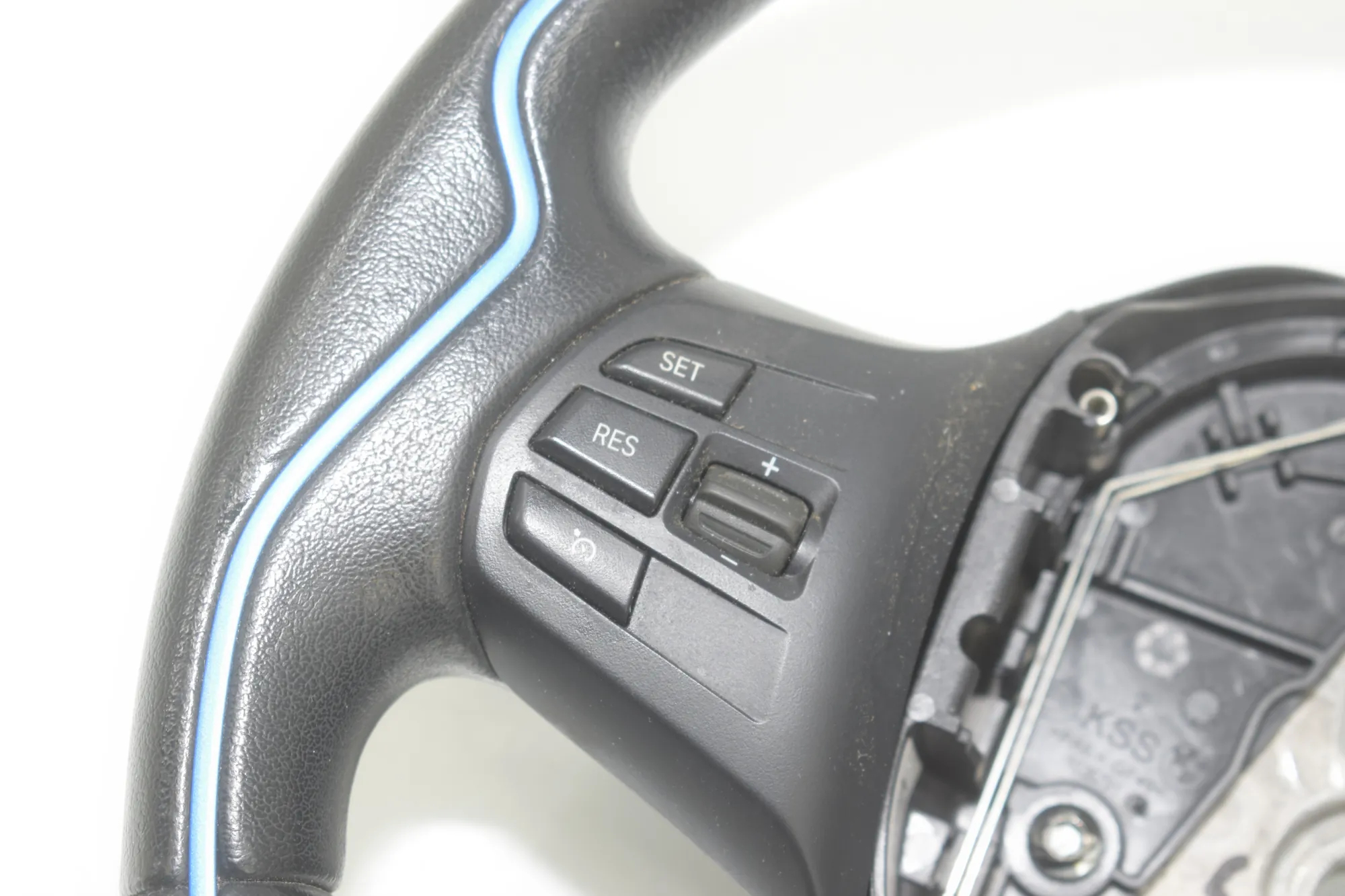 Steering Wheel – OEM 6870159 · BMW i3 (I01) BMW i3 (I01) Electric 2020 – 3