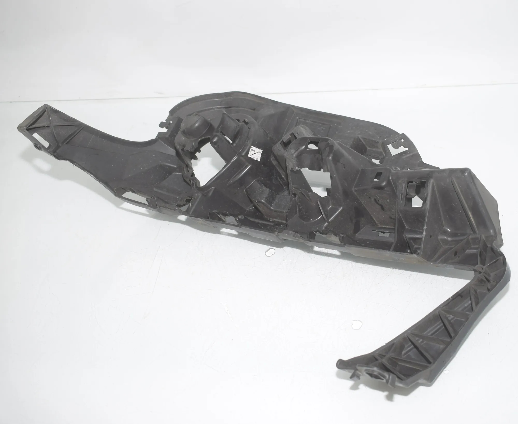Front Right Fog Light Bracket – OEM 7212956 · BMW X3 (F25) BMW X3 (F25) xDrive 30 d 2012 – 2