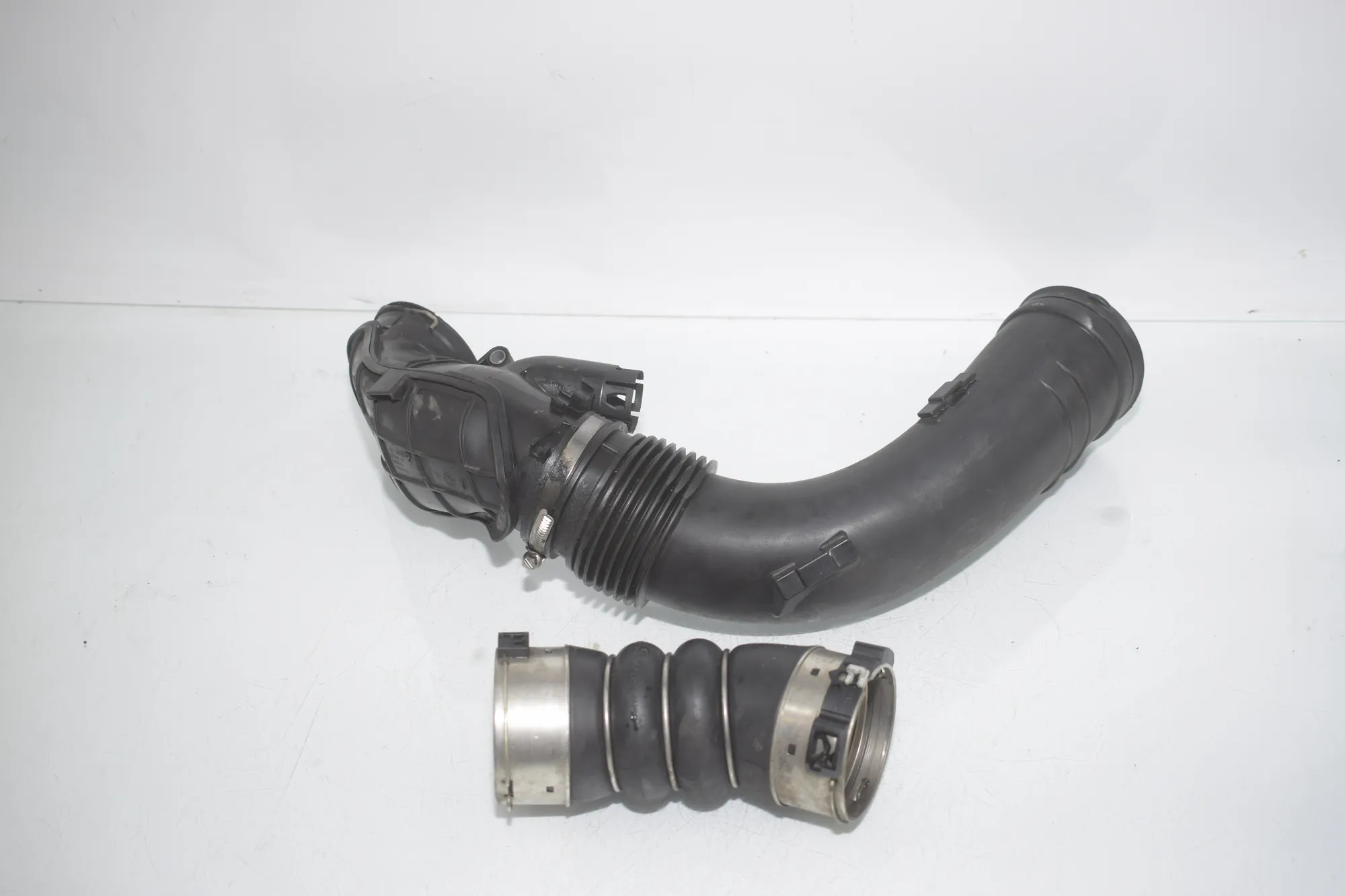 Intercooler Hose Pipe – OEM 8513450 · BMW X3 (F25) BMW X3 (F25) xDrive 30 d 2012 – 4