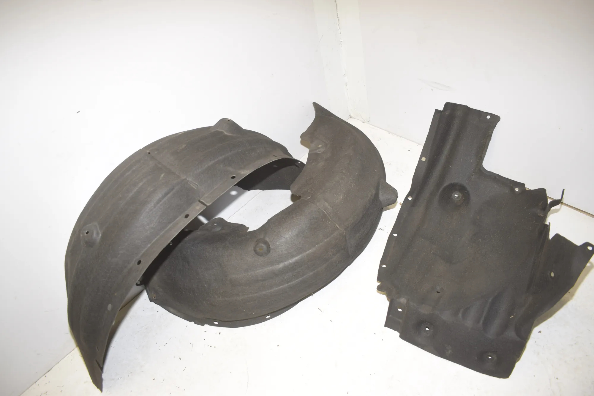 Rear Left Arch Liner – OEM 7213649 · BMW X3 (F25) BMW X3 (F25) xDrive 30 d 2012 – 4