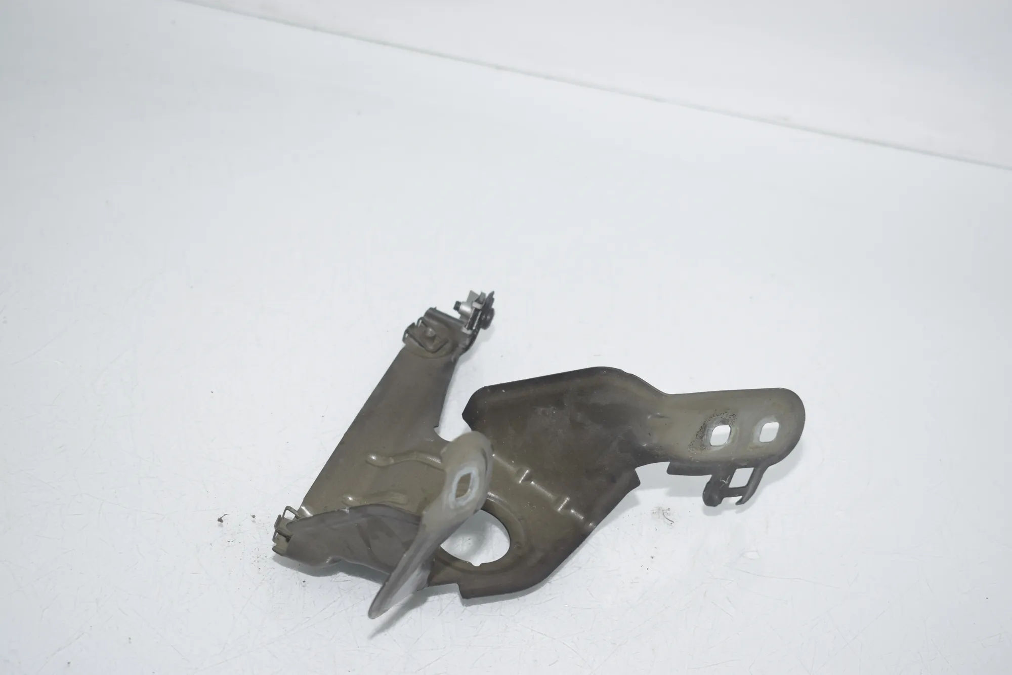 Front Right Fender Holder – OEM 7267328 · BMW X3 (F25) BMW X3 (F25) xDrive 30 d 2012 – 4