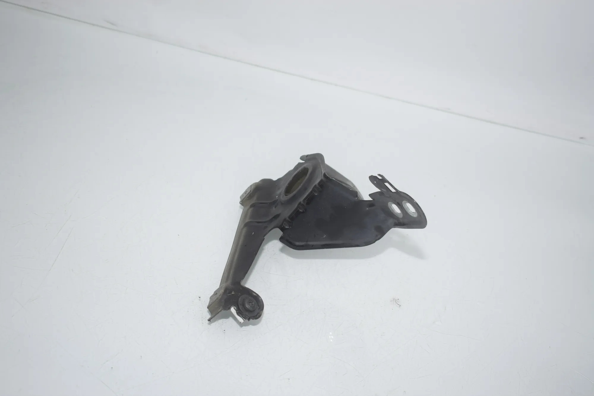 Front Right Fender Holder – OEM 7267328 · BMW X3 (F25) BMW X3 (F25) xDrive 30 d 2012 – 2